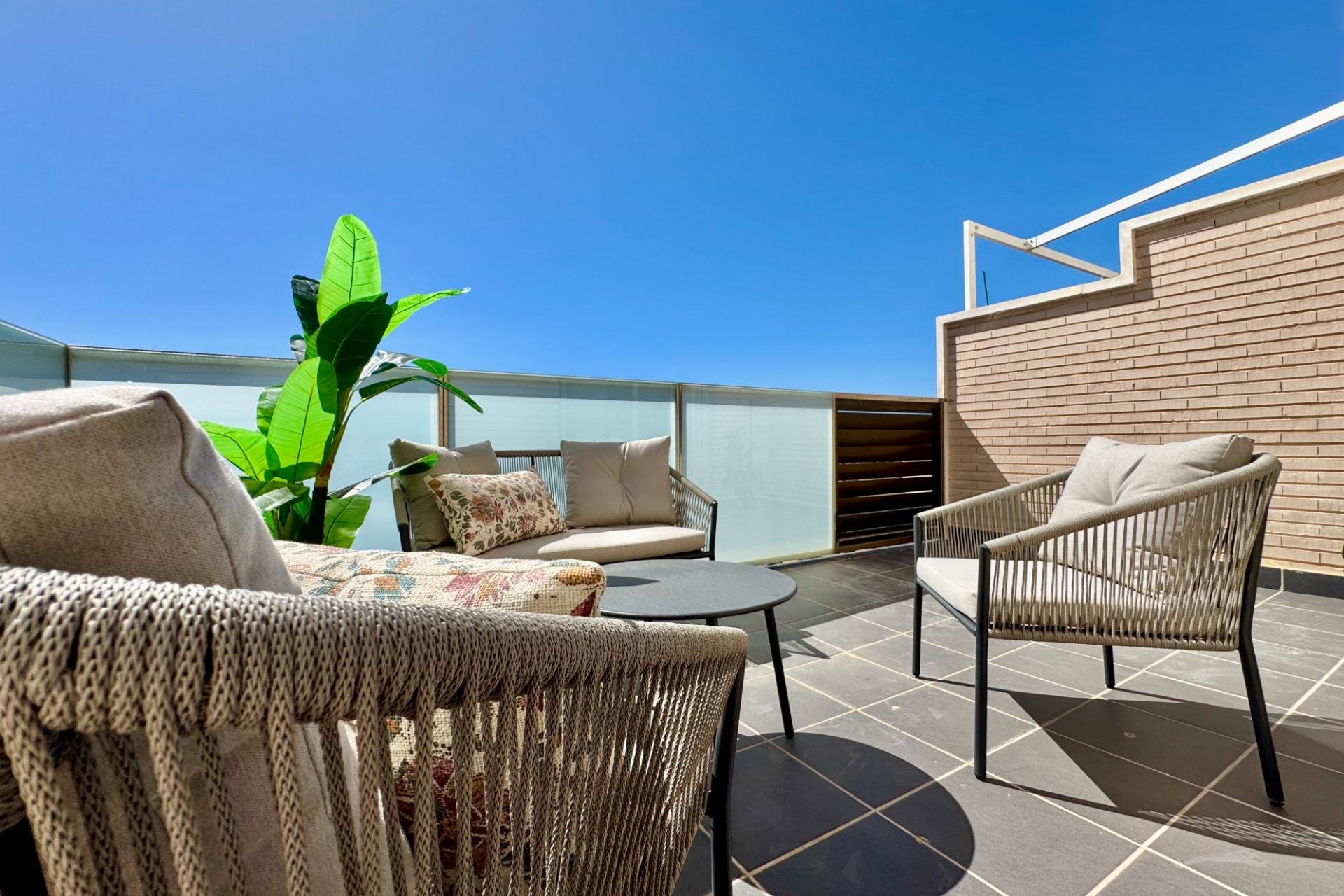 Revânzare - Apartament -
Torrevieja - PARQUE DE LAS NACIONES