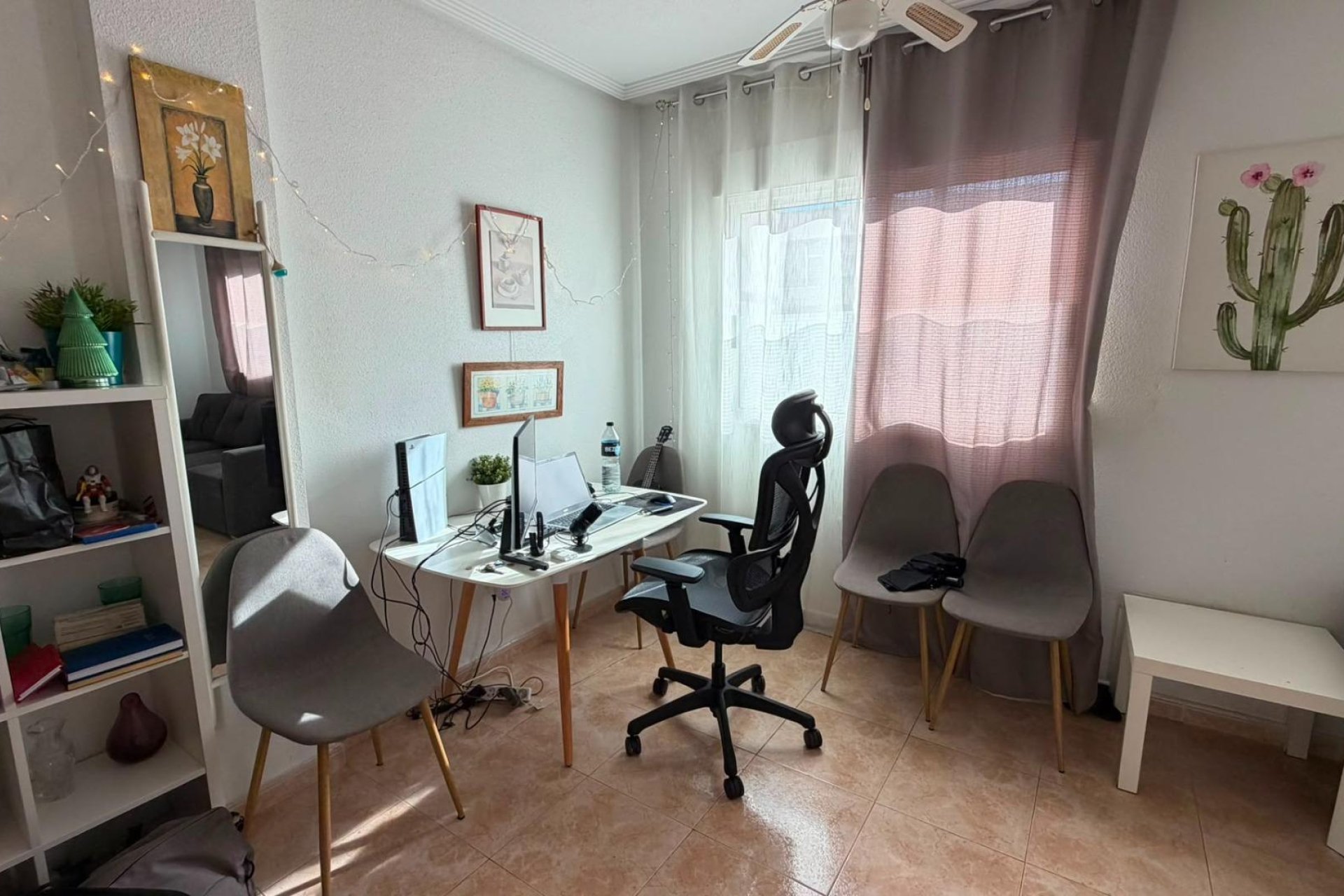 Revânzare - Apartament -
Torrevieja - PARQUE DE LAS NACIONES