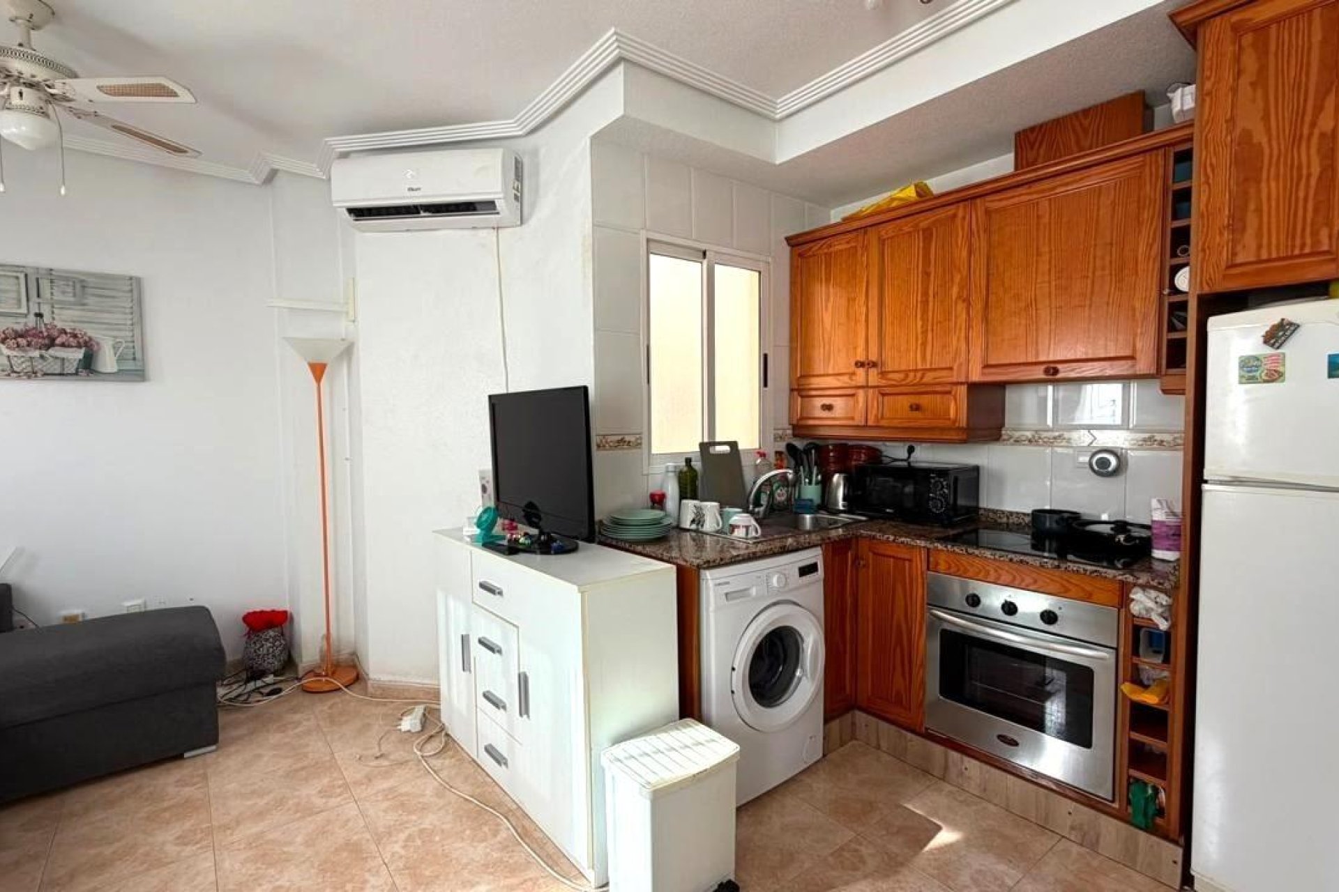 Revânzare - Apartament -
Torrevieja - PARQUE DE LAS NACIONES