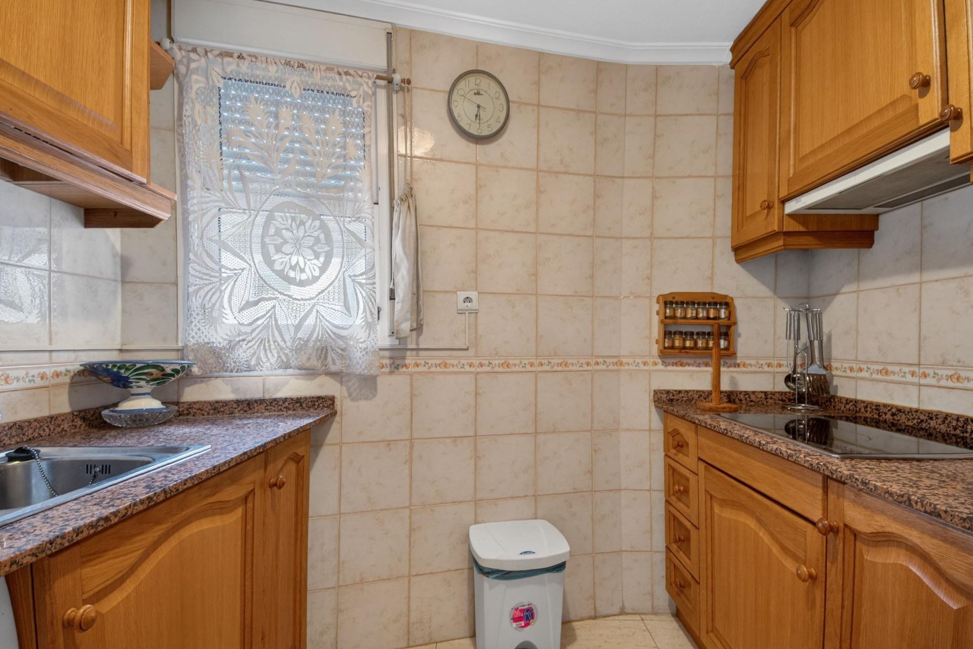 Revânzare - Apartament -
Torrevieja - PARQUE DE LAS NACIONES
