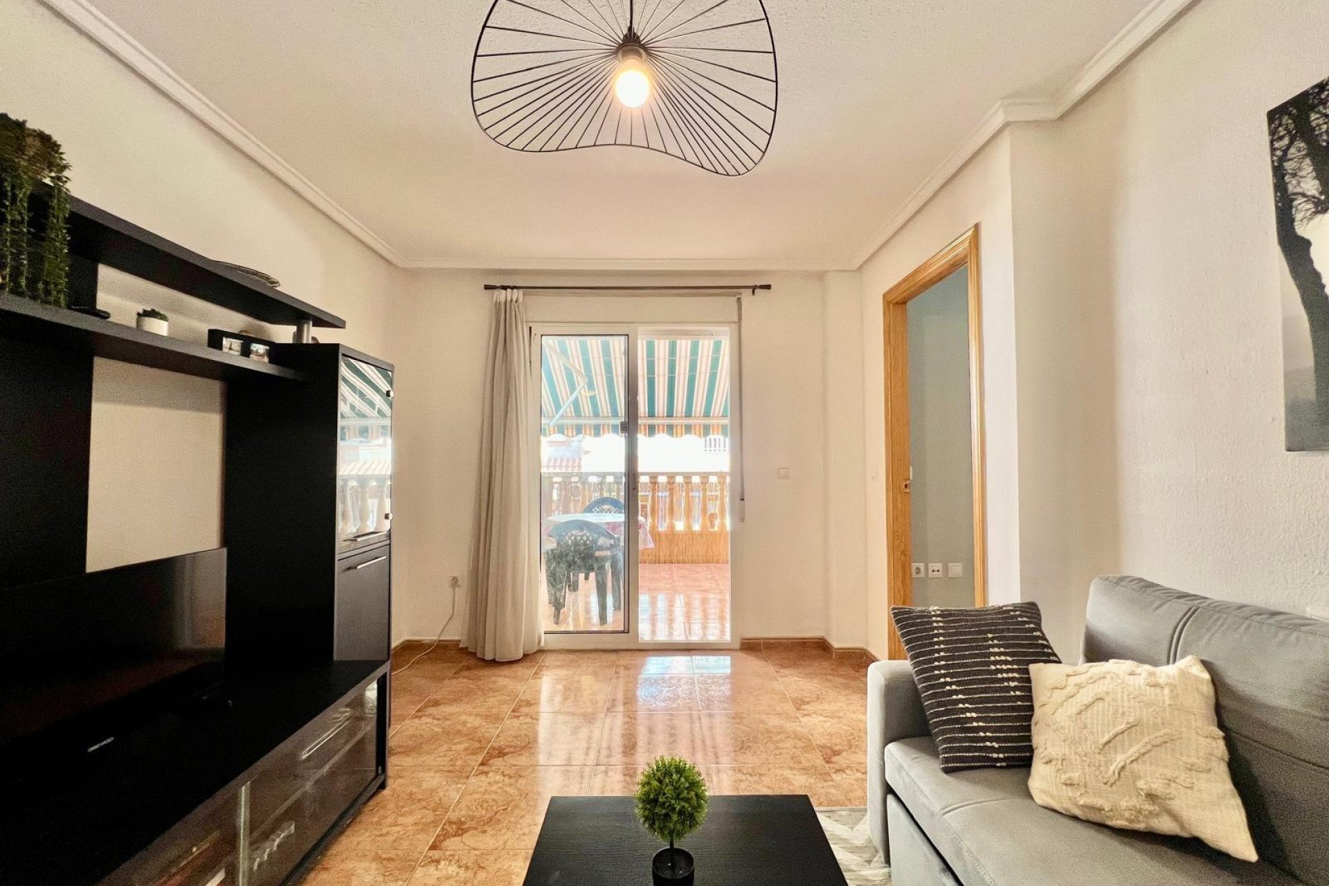 Revânzare - Apartament -
Torrevieja - PARQUE DE LAS NACIONES