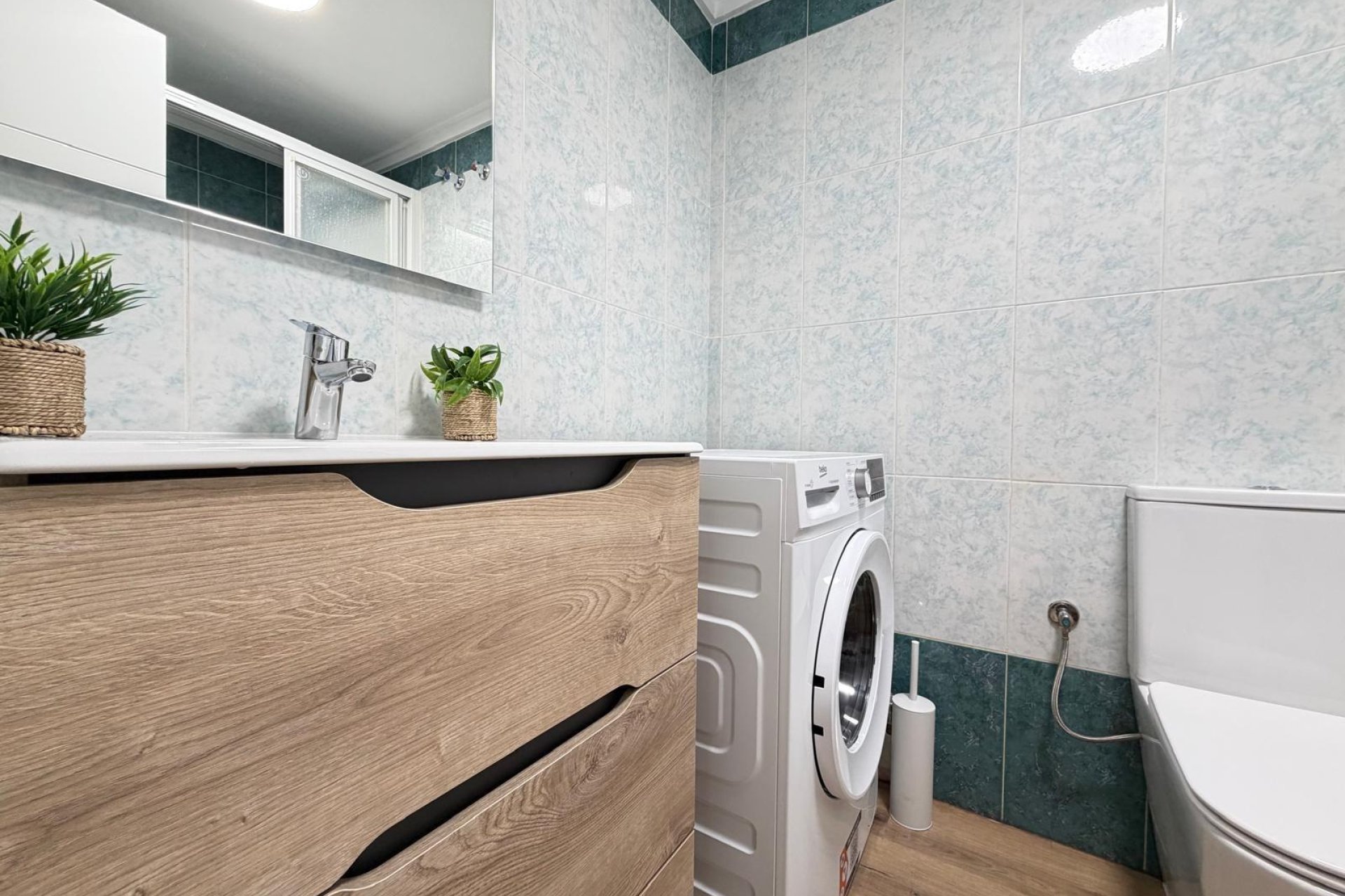 Revânzare - Apartament -
Torrevieja - PARQUE DE LAS NACIONES