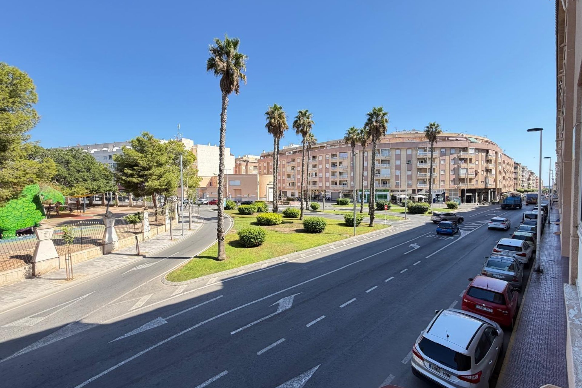 Revânzare - Apartament -
Torrevieja - PARQUE DE LAS NACIONES