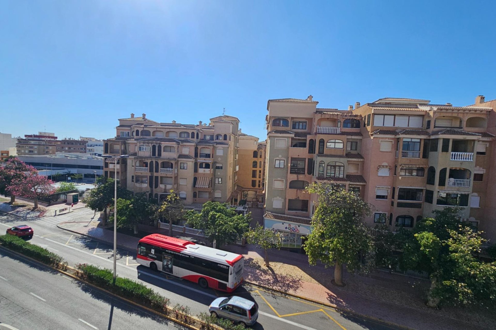 Revânzare - Apartament -
Torrevieja - PARQUE DE LAS NACIONES