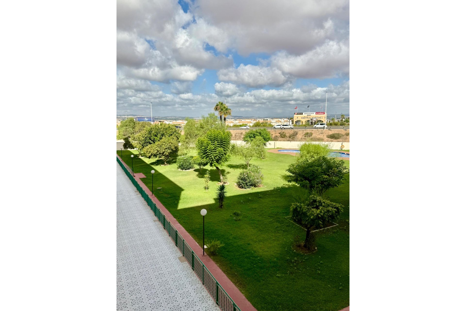Revânzare - Apartament -
Torrevieja - PARQUE DE LAS NACIONES