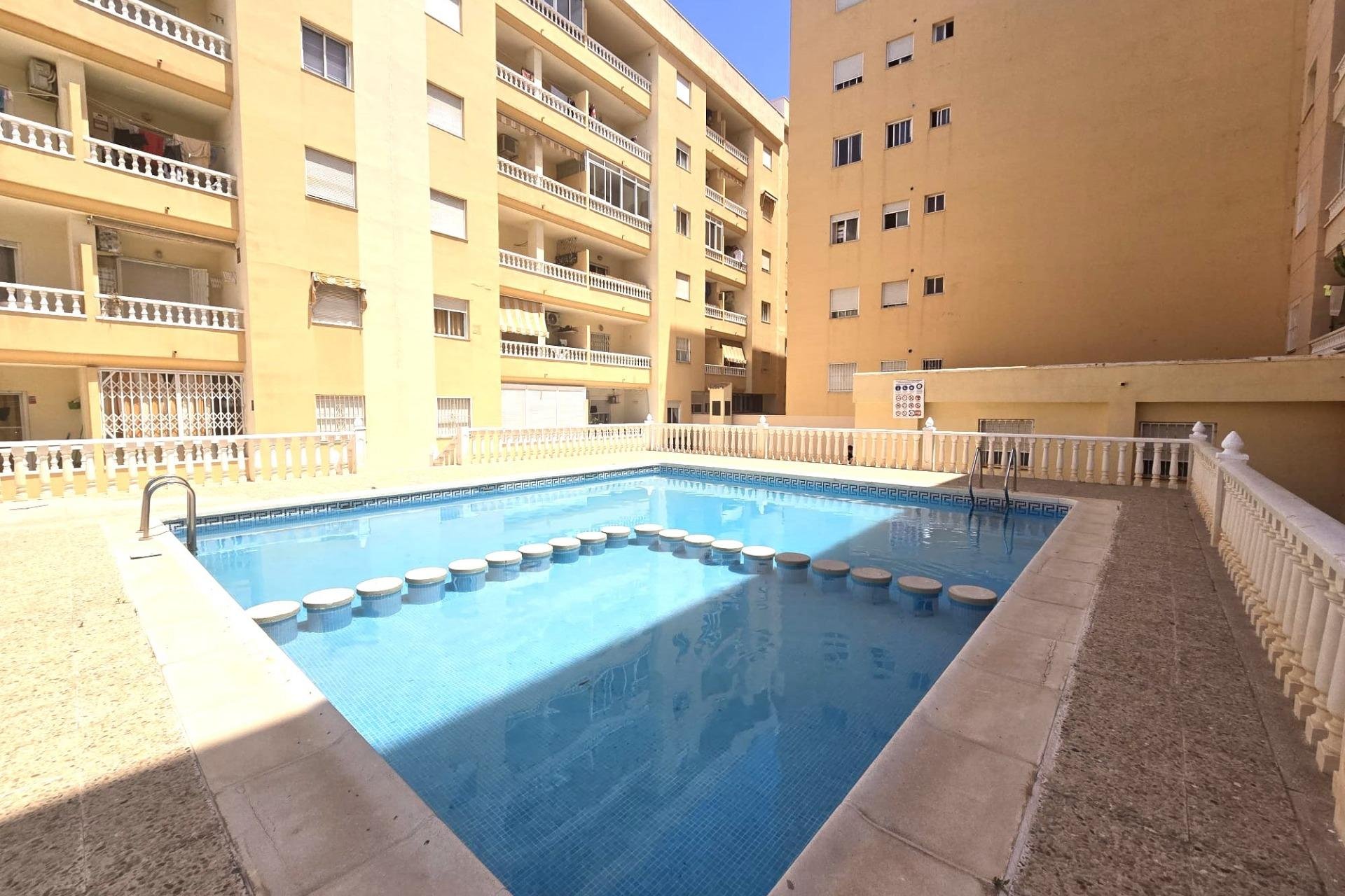 Revânzare - Apartament -
Torrevieja - Parque Las Naciones