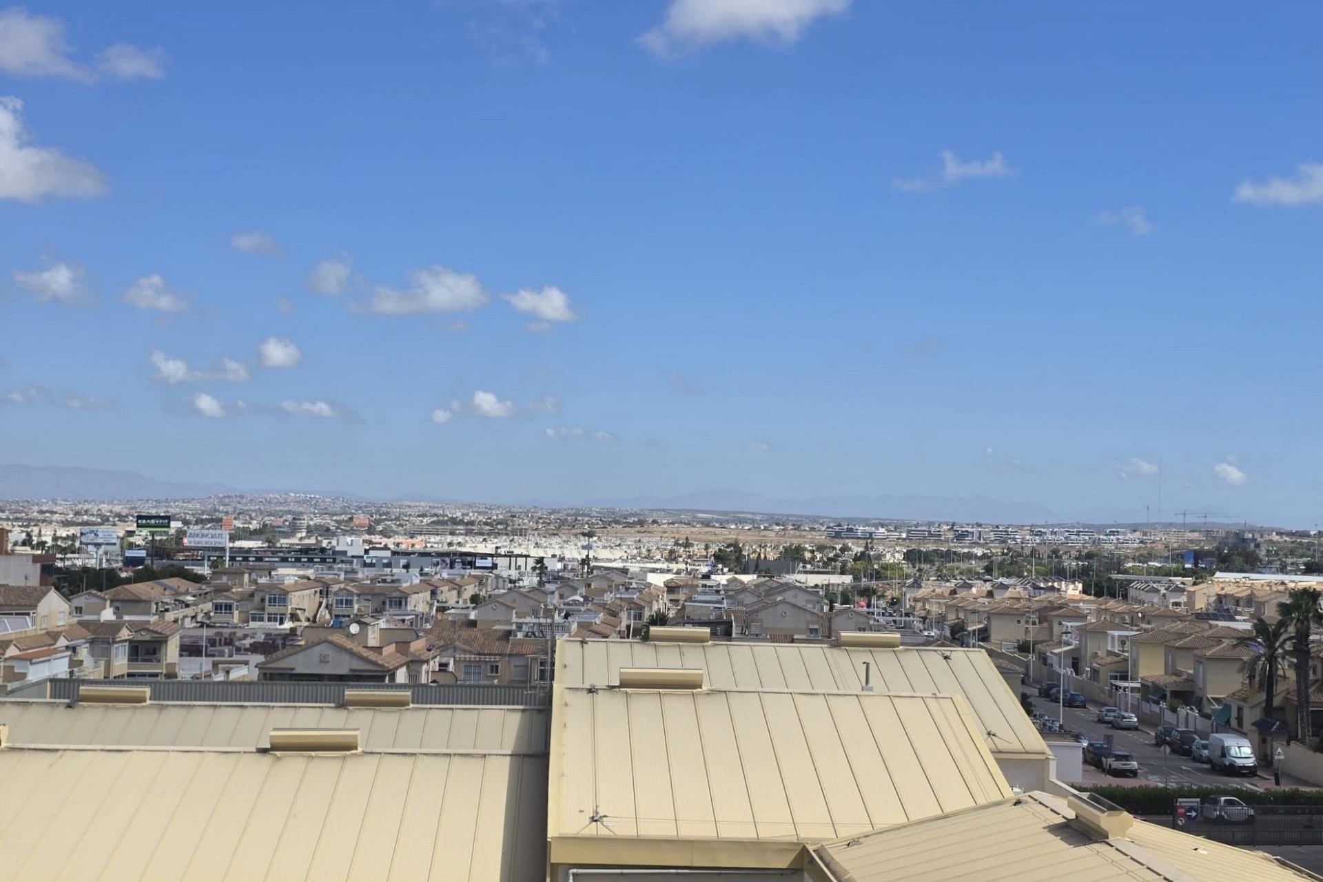 Revânzare - Apartament -
Torrevieja - Parque Las Naciones
