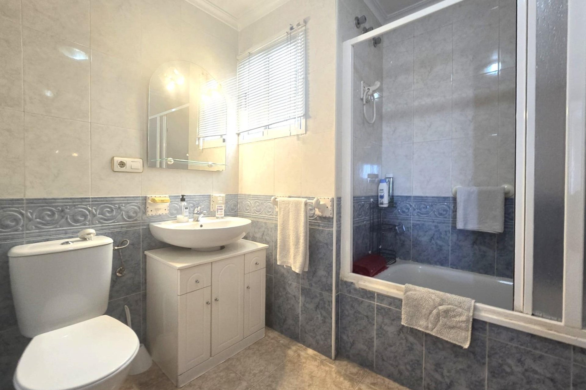 Revânzare - Apartament -
Torrevieja - Parque Las Naciones