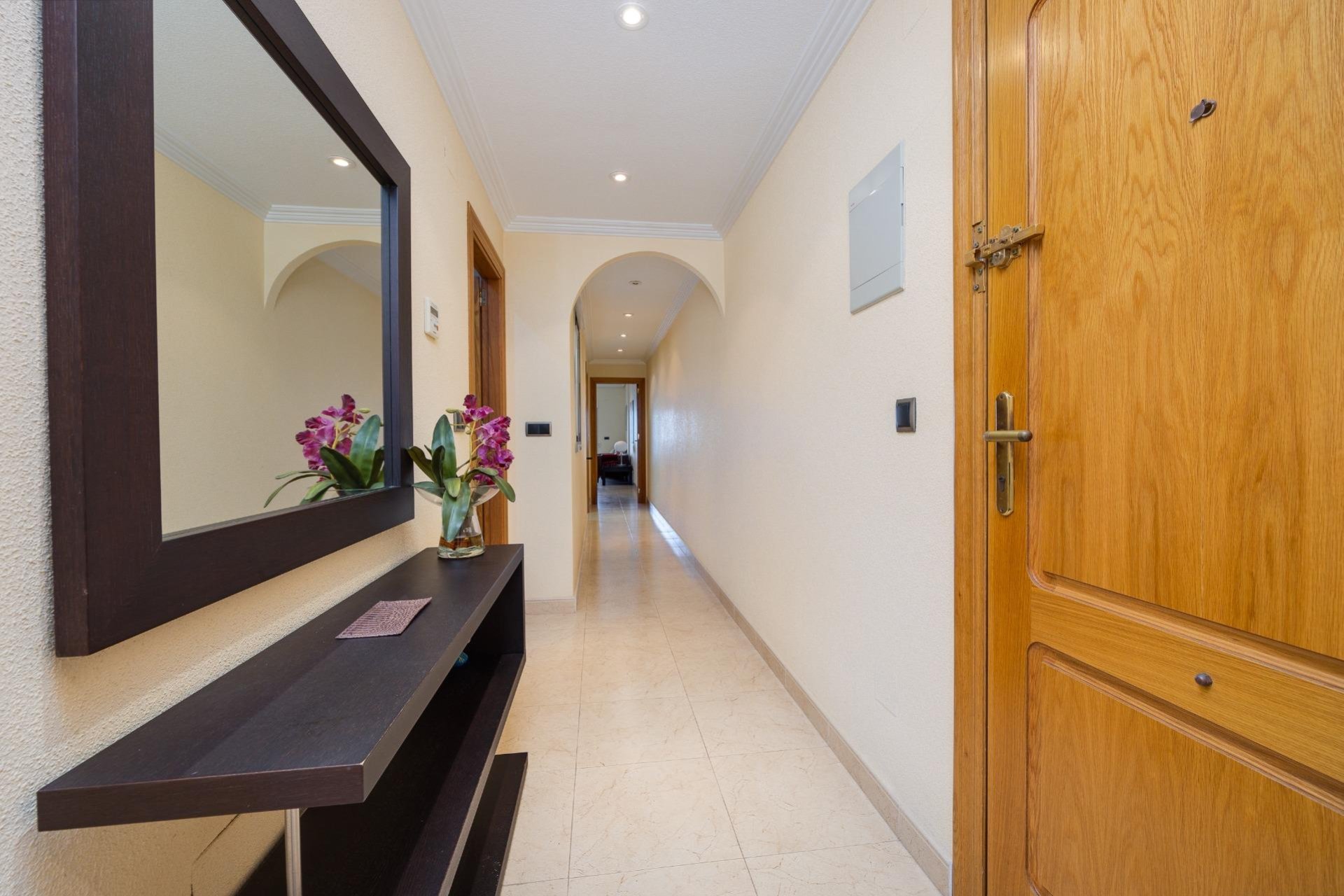 Revânzare - Apartament -
Torrevieja - Paseo Maritimo