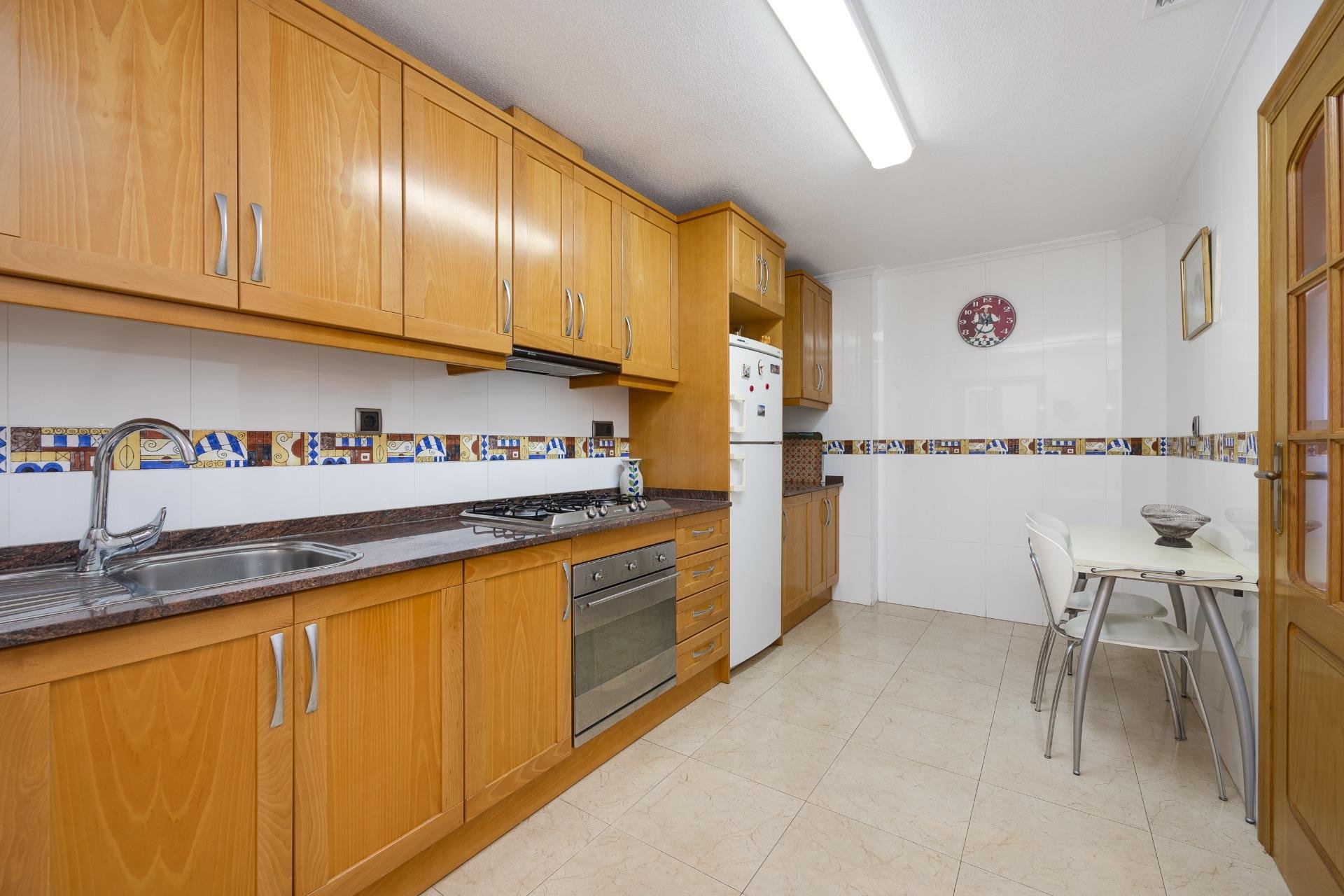 Revânzare - Apartament -
Torrevieja - Paseo Maritimo