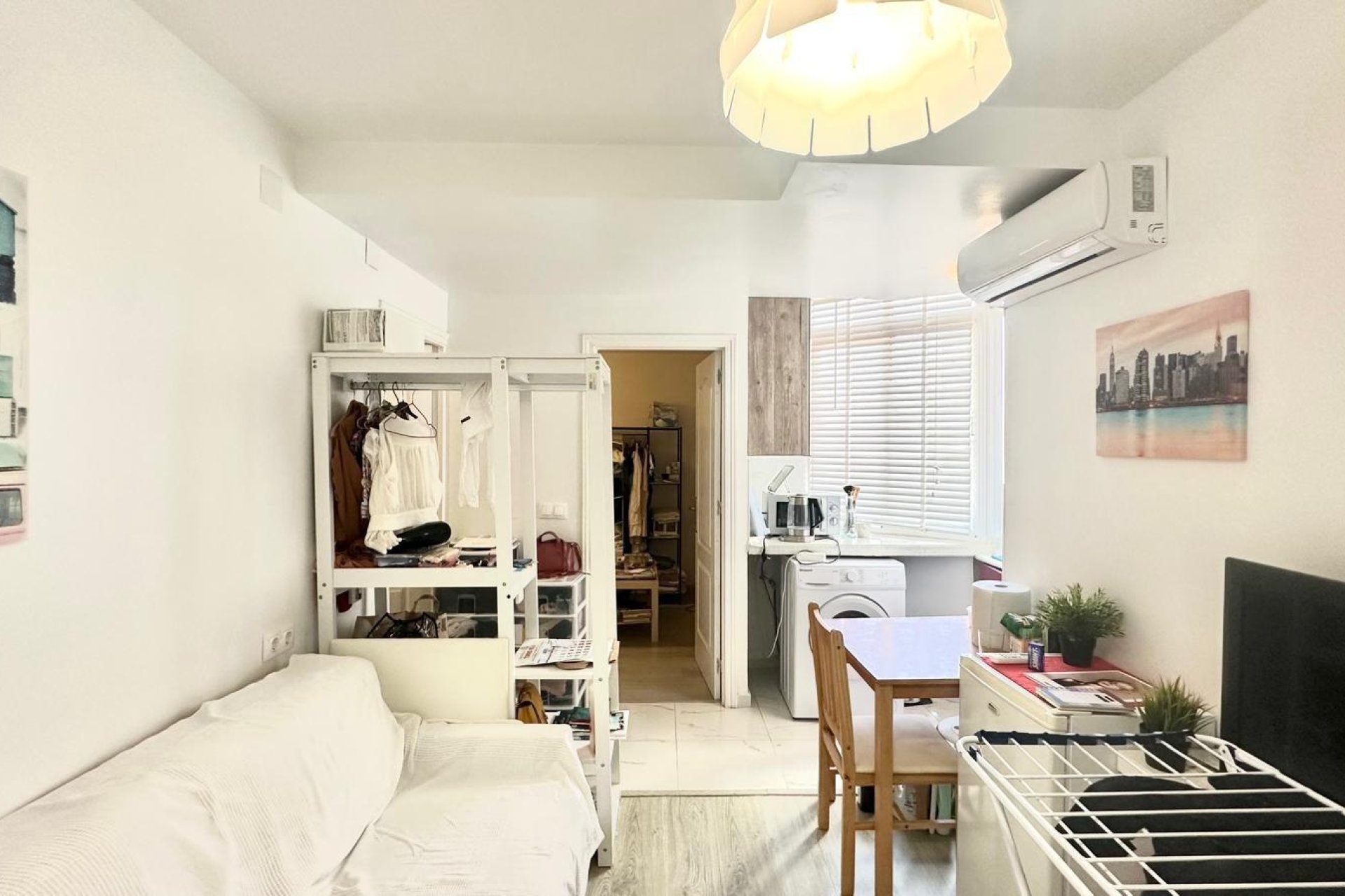 Revânzare - Apartament -
Torrevieja - Paseo Maritimo