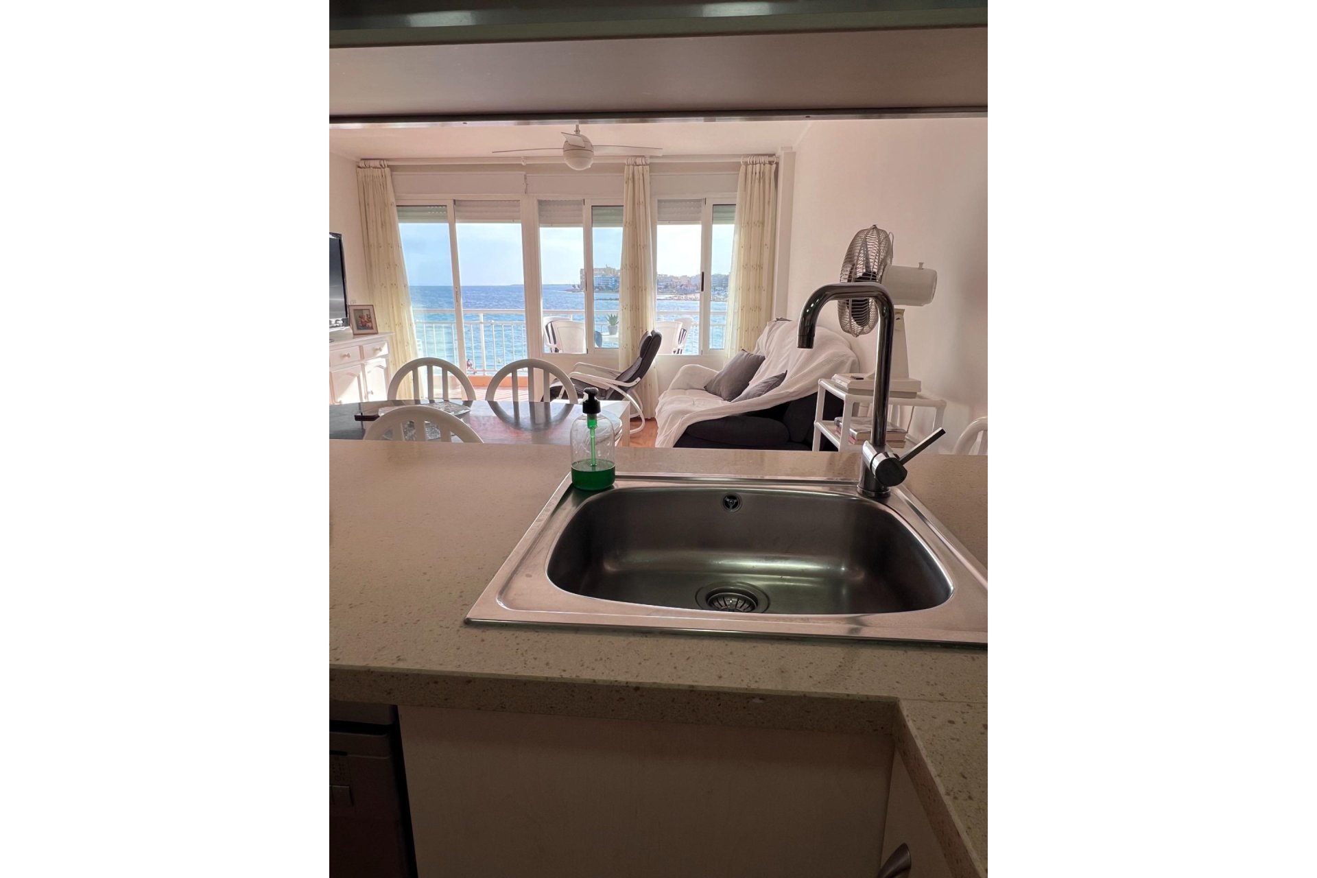 Revânzare - Apartament -
Torrevieja - Playa de los Locos