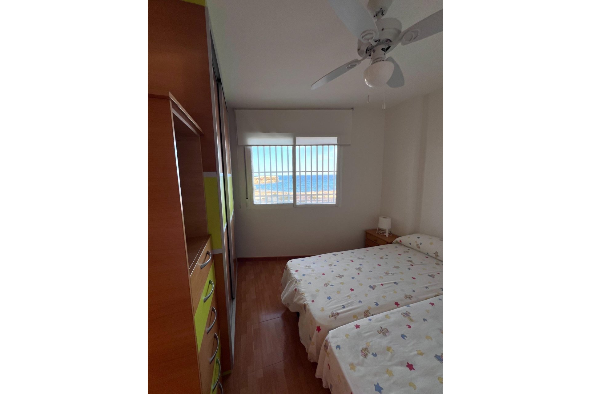 Revânzare - Apartament -
Torrevieja - Playa de los Locos
