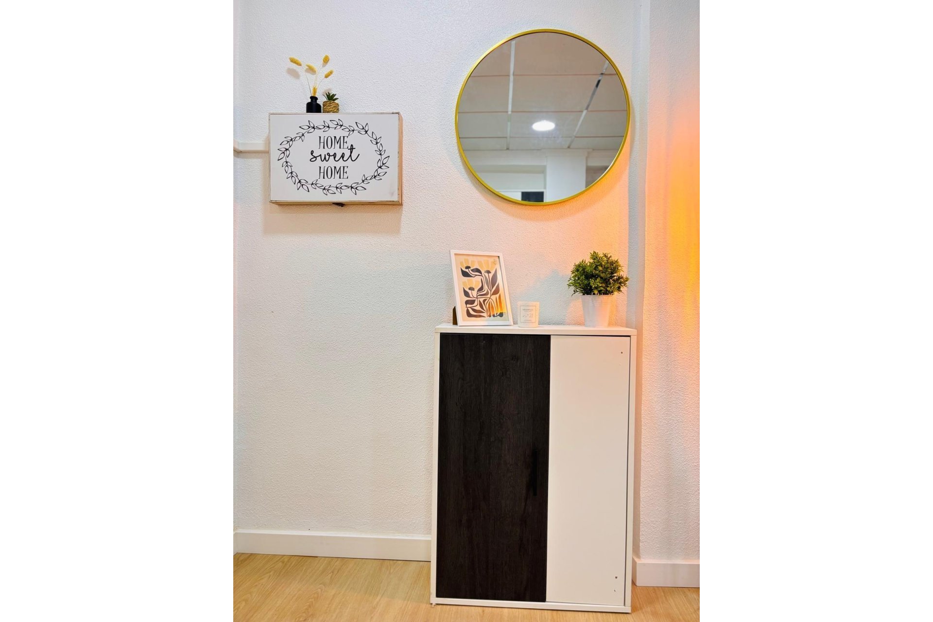 Revânzare - Apartament -
Torrevieja - Playa de los Locos