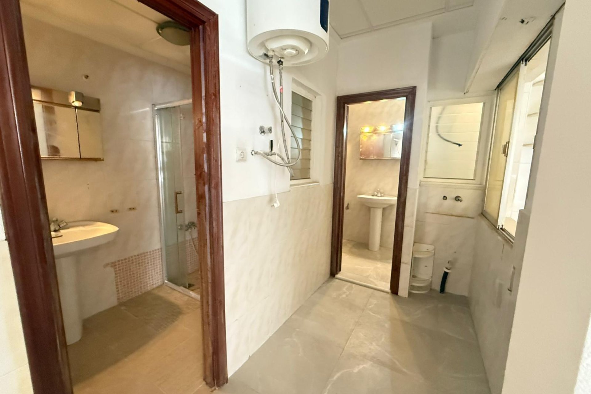 Revânzare - Apartament -
Torrevieja - Playa de los Locos