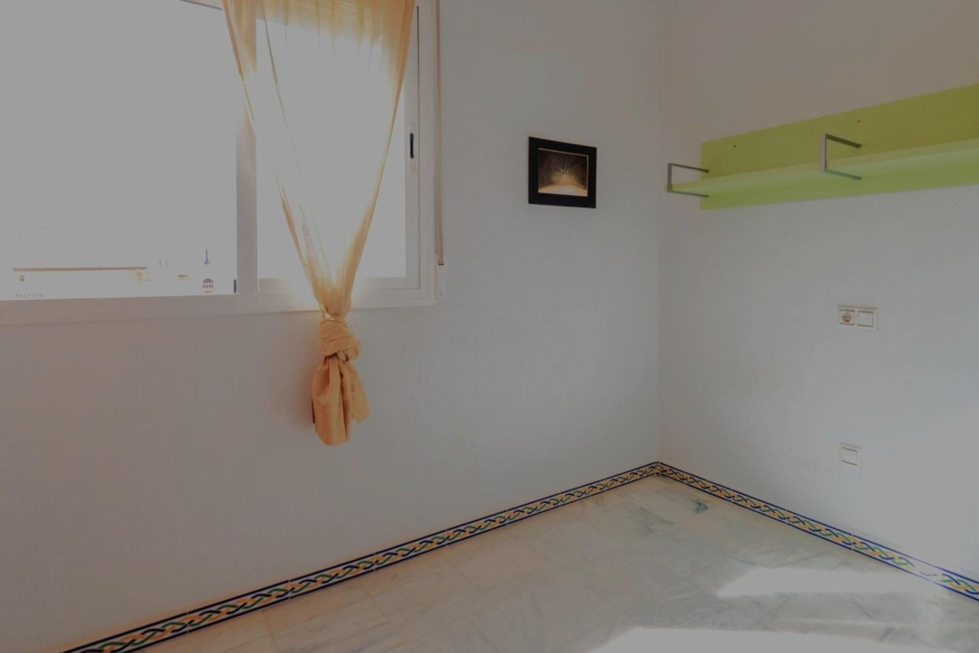 Revânzare - Apartament -
Torrevieja - Playa de los Locos