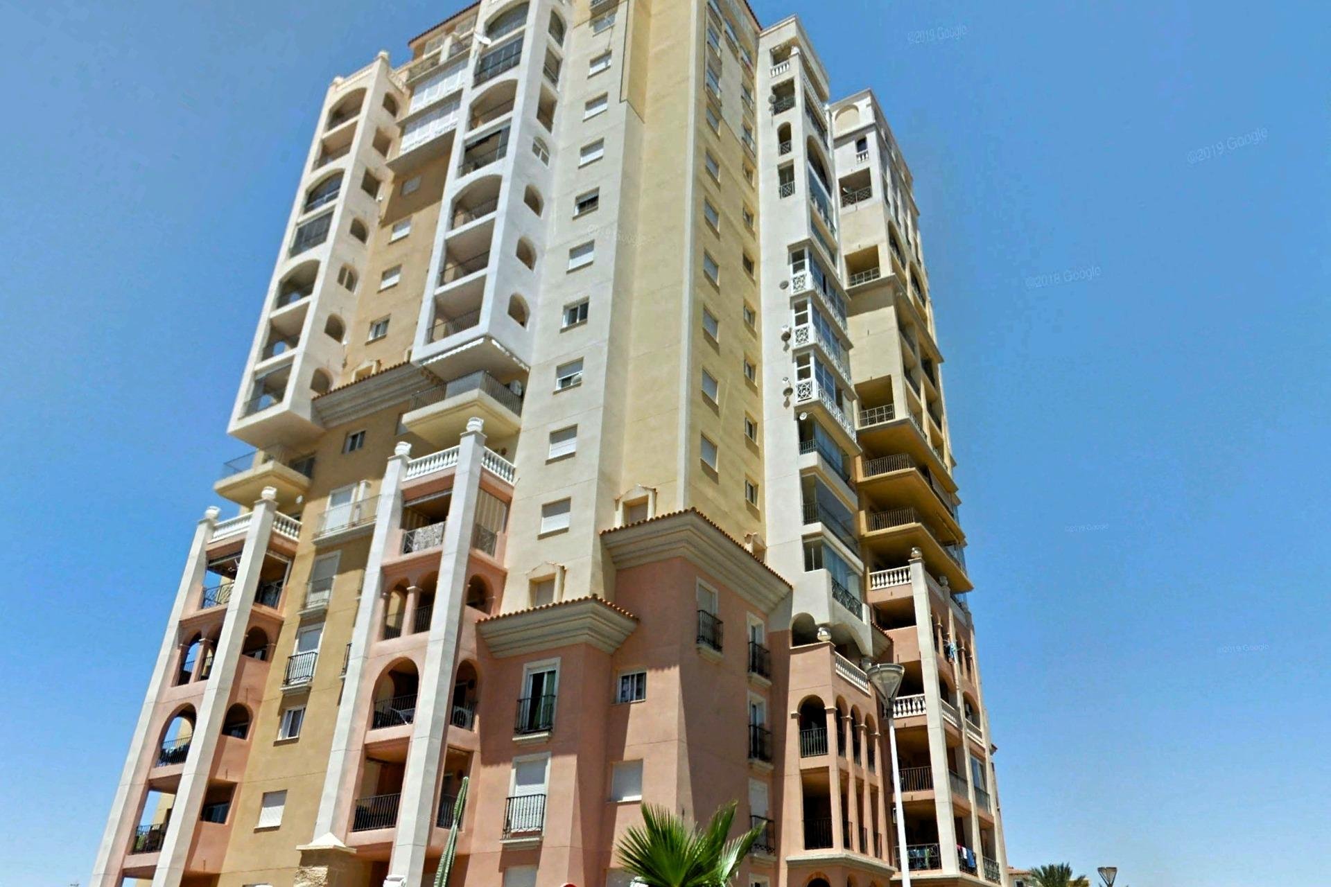 Revânzare - Apartament -
Torrevieja - Playa de los Locos