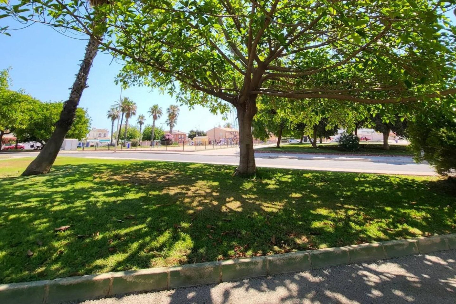 Revânzare - Apartament -
Torrevieja - Playa de los Locos