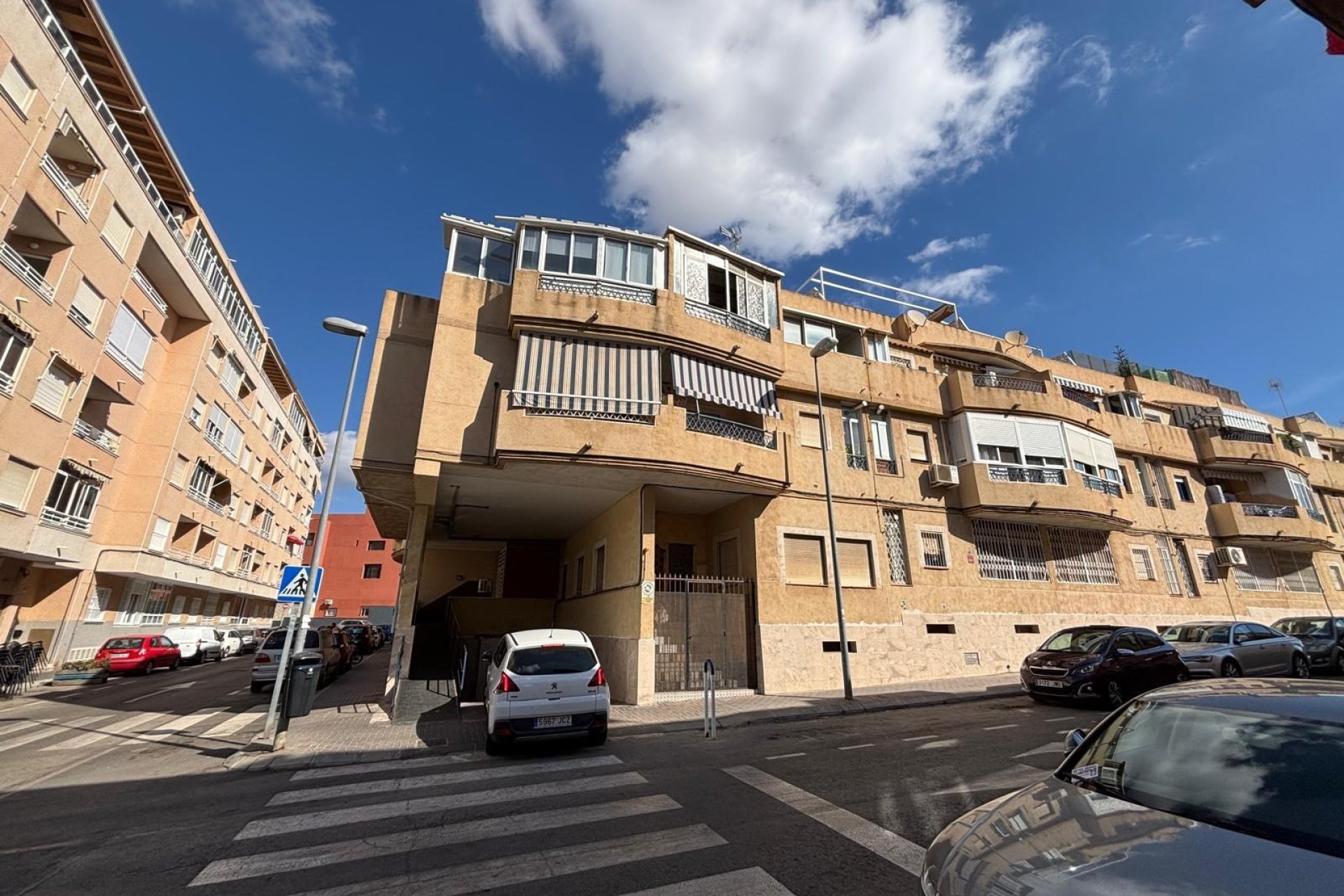 Revânzare - Apartament -
Torrevieja - Playa de los Locos