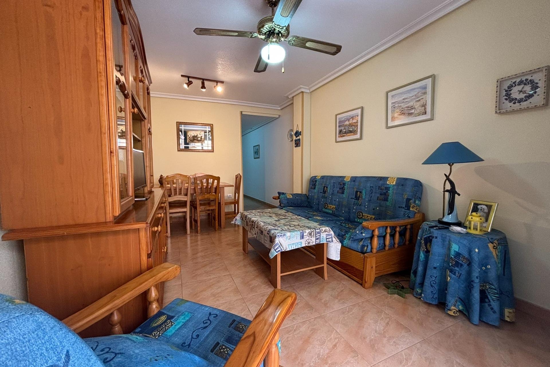 Revânzare - Apartament -
Torrevieja - Playa de los Locos