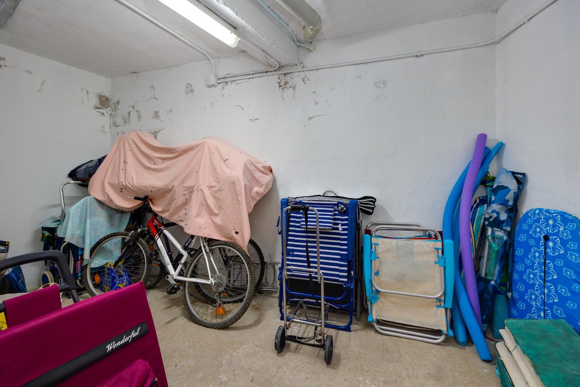 Revânzare - Apartament -
Torrevieja - Playa de los Locos