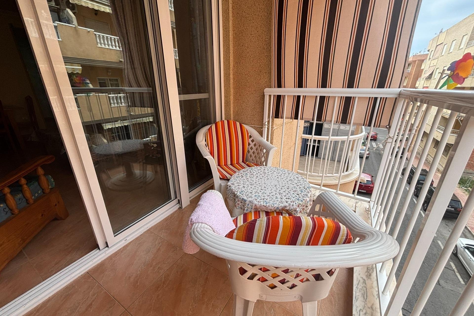 Revânzare - Apartament -
Torrevieja - Playa de los Locos
