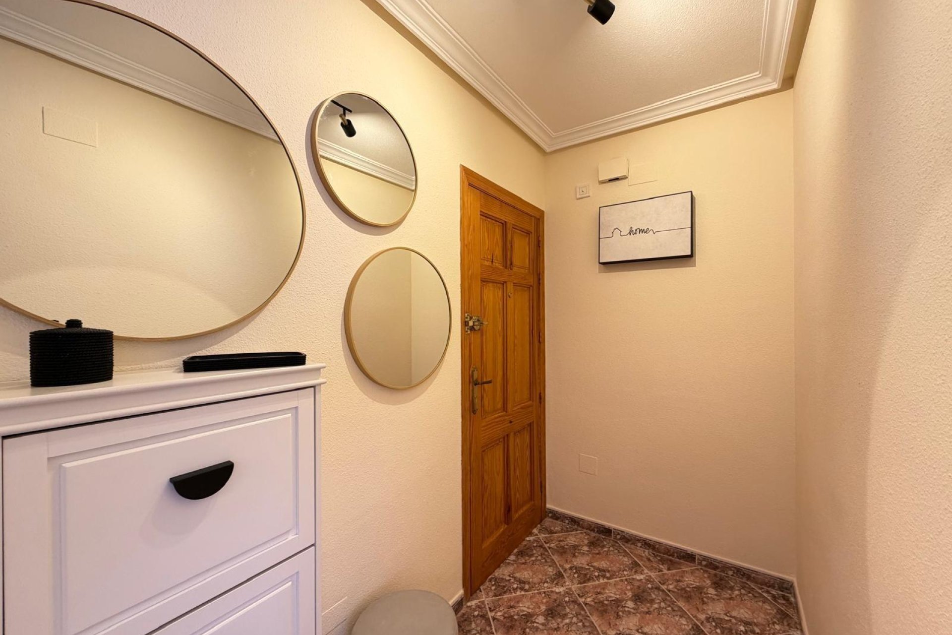 Revânzare - Apartament -
Torrevieja - Playa de los Locos