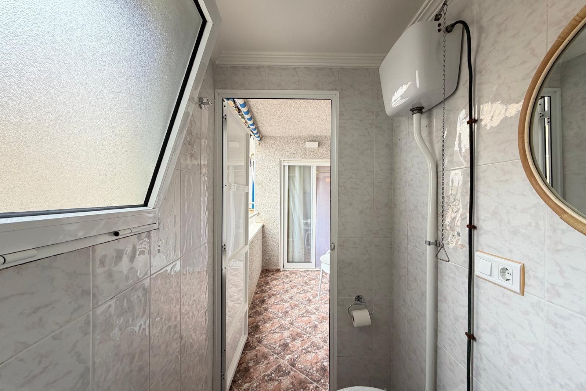 Revânzare - Apartament -
Torrevieja - Playa de los Locos