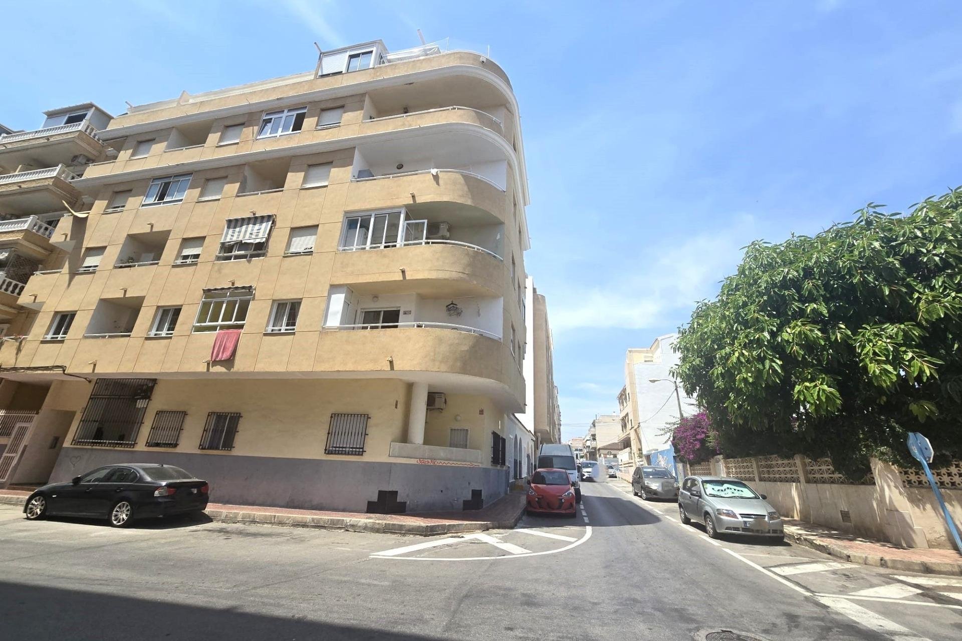 Revânzare - Apartament -
Torrevieja - Playa de los Locos