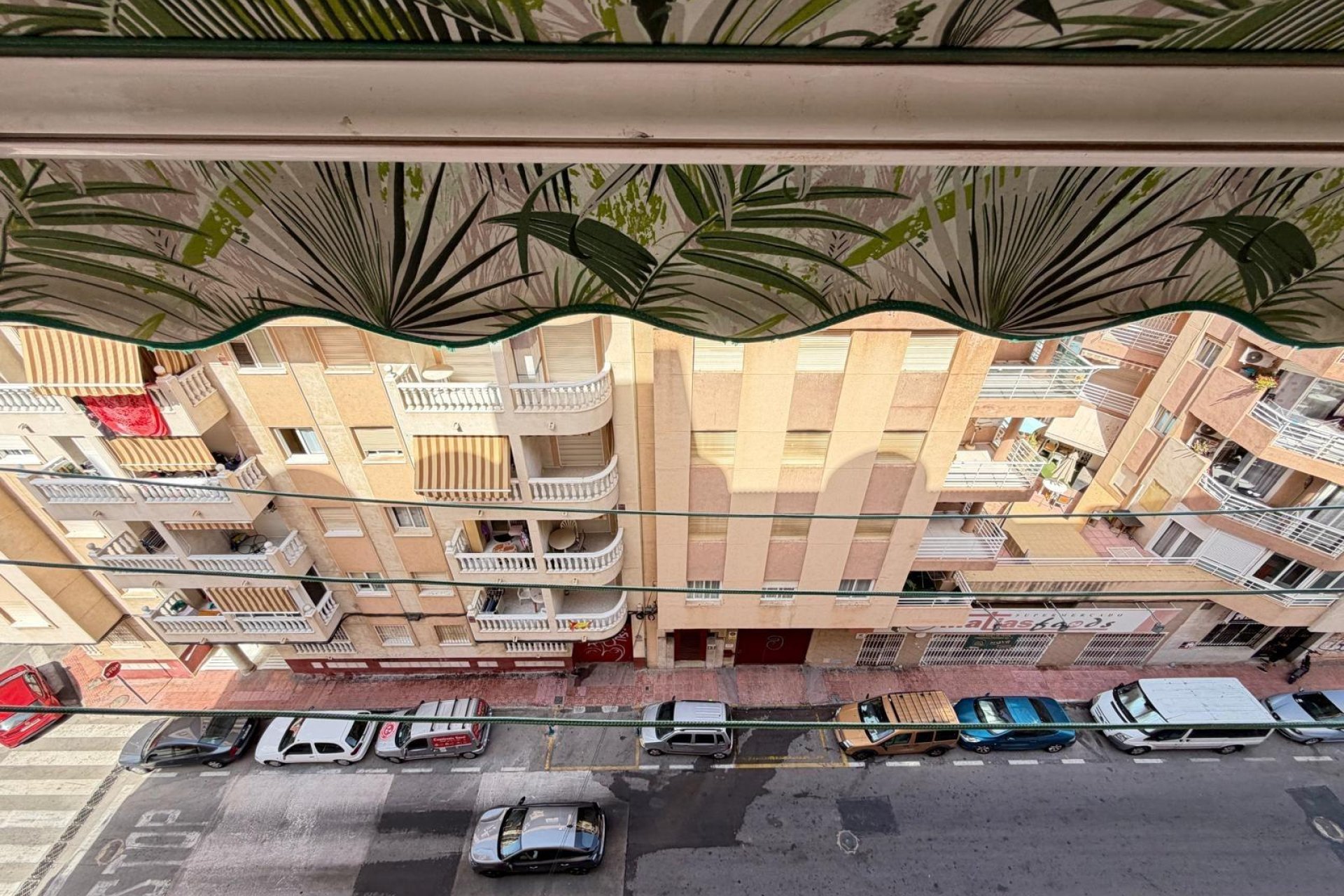 Revânzare - Apartament -
Torrevieja - Playa de los Locos