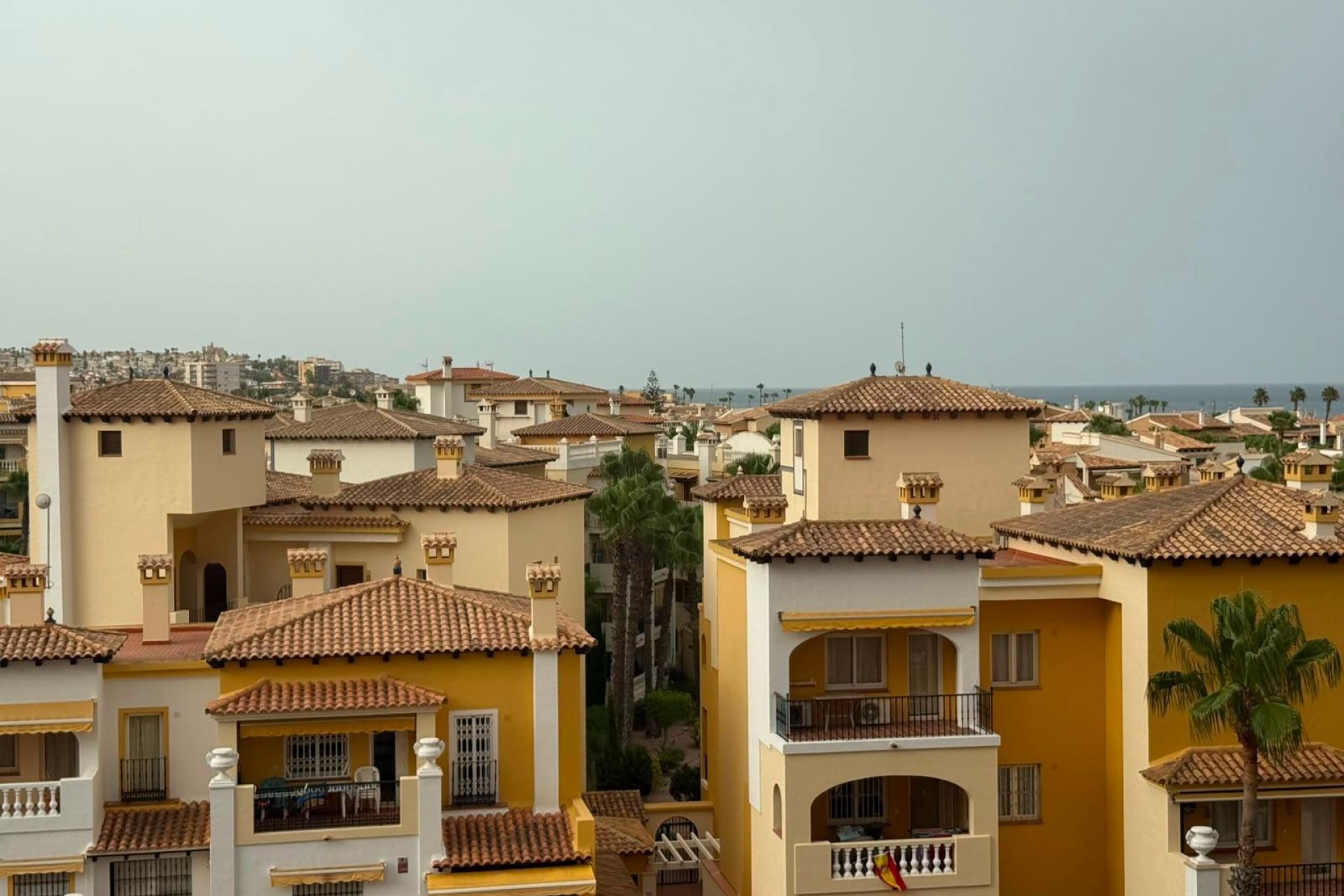 Revânzare - Apartament -
Torrevieja - Playa de los Locos