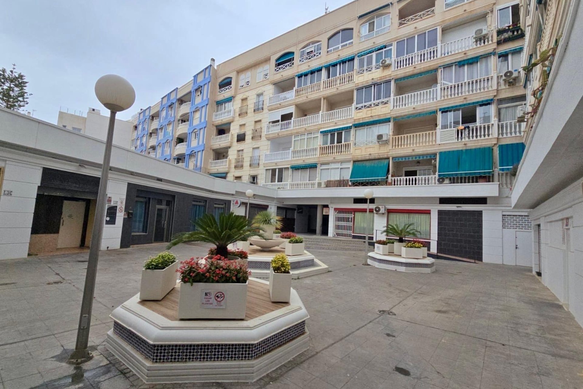 Revânzare - Apartament -
Torrevieja - Playa de los Locos