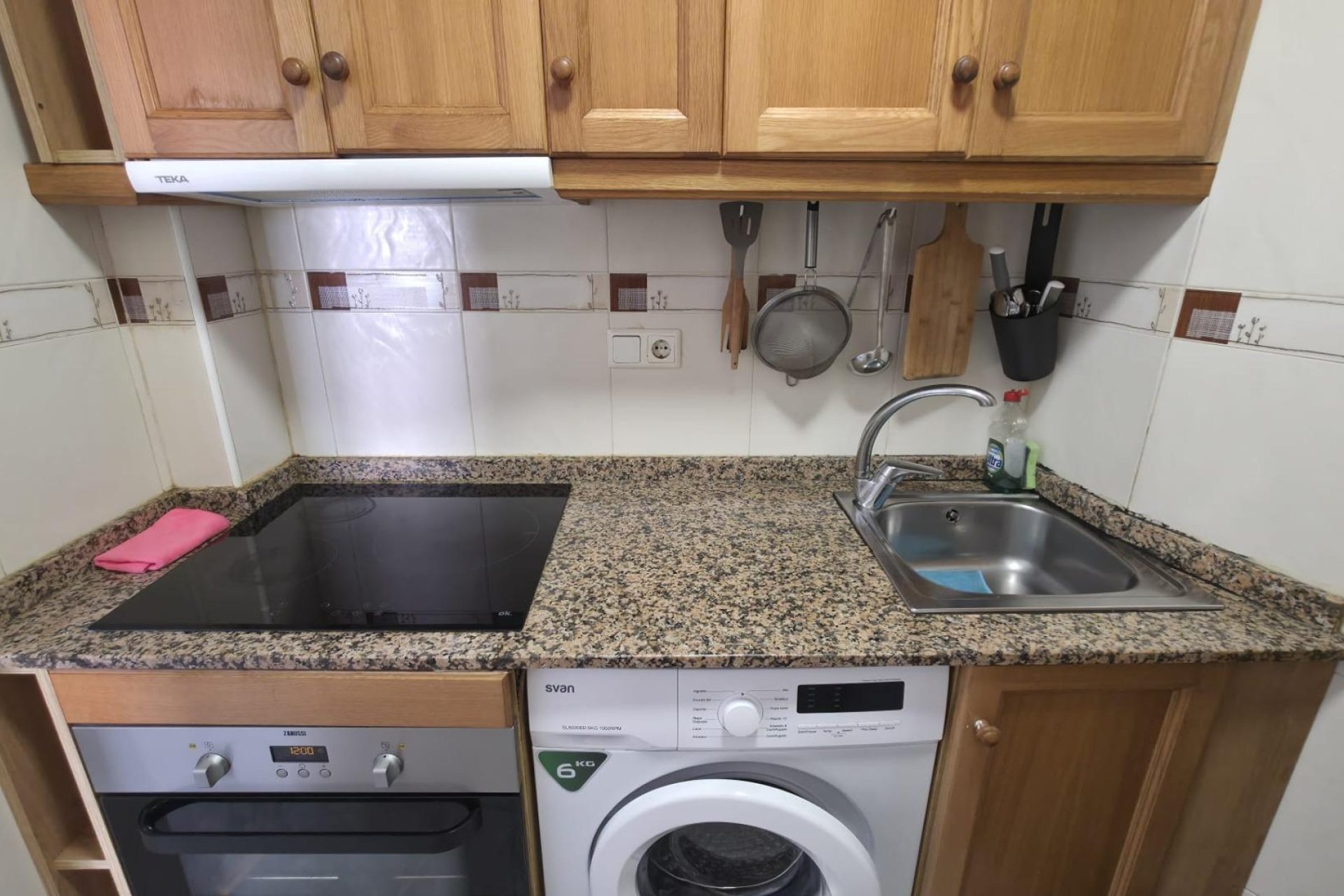 Revânzare - Apartament -
Torrevieja - Playa de los Locos