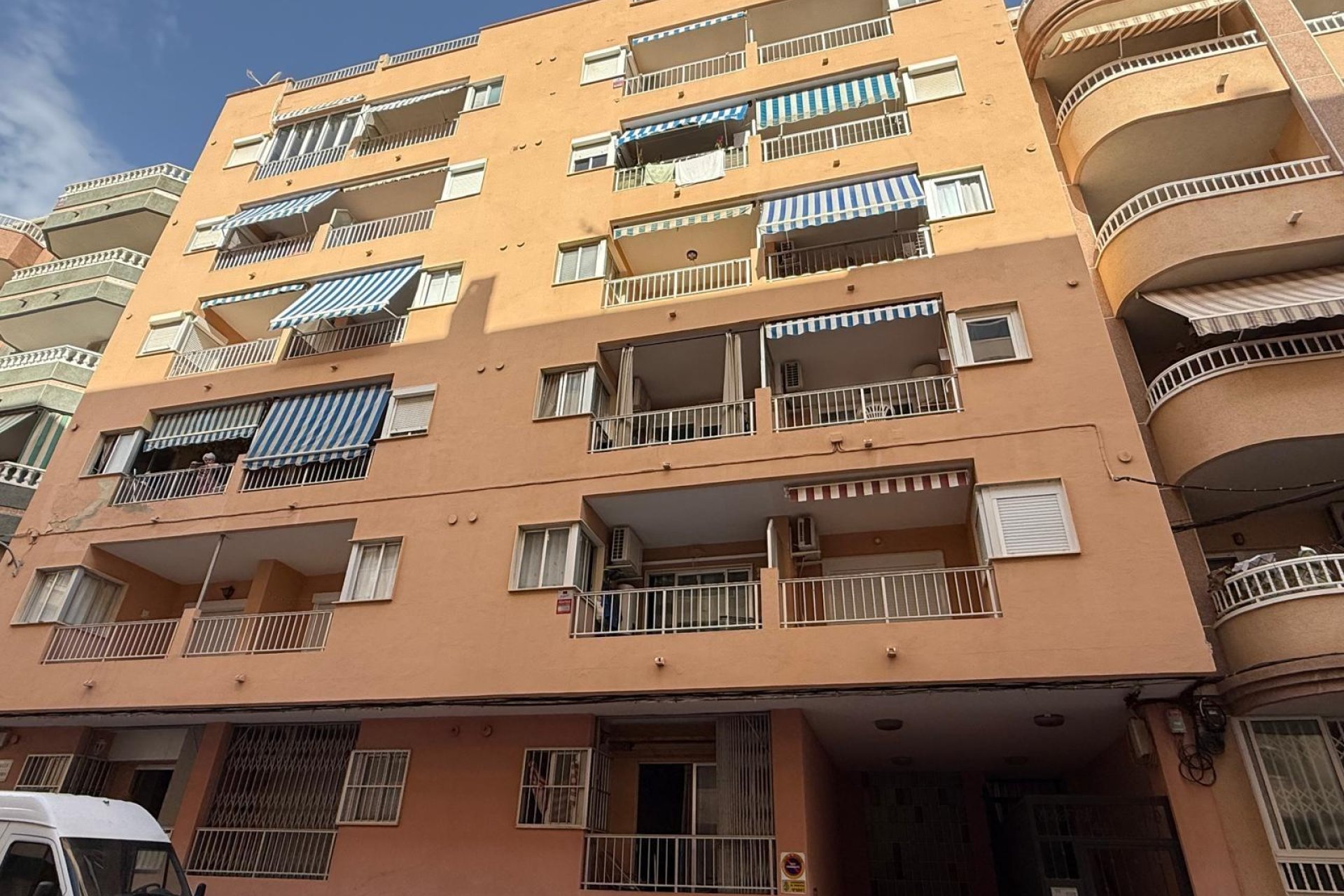 Revânzare - Apartament -
Torrevieja - Playa de los Locos