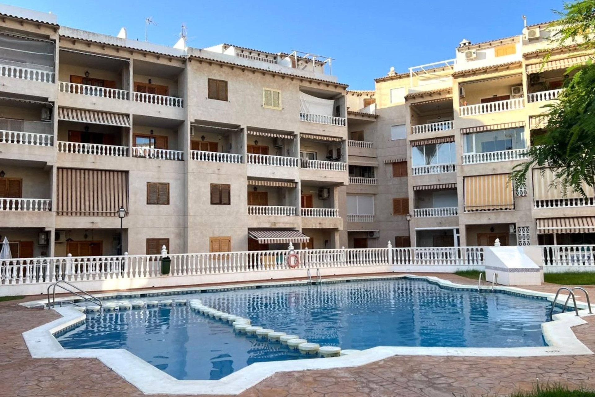 Revânzare - Apartament -
Torrevieja - Playa de los Locos