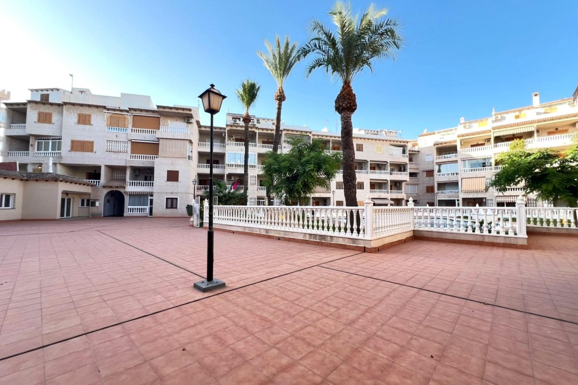 Revânzare - Apartament -
Torrevieja - Playa de los Locos