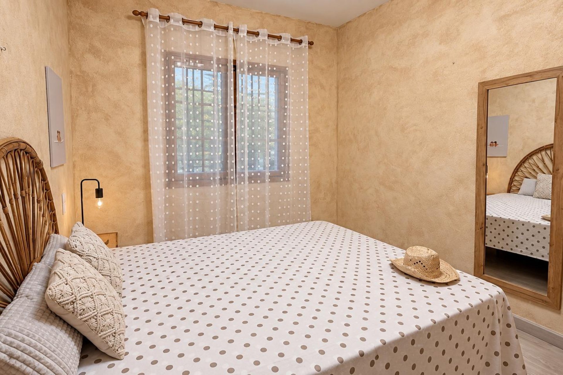Revânzare - Apartament -
Torrevieja - Playa de los Locos