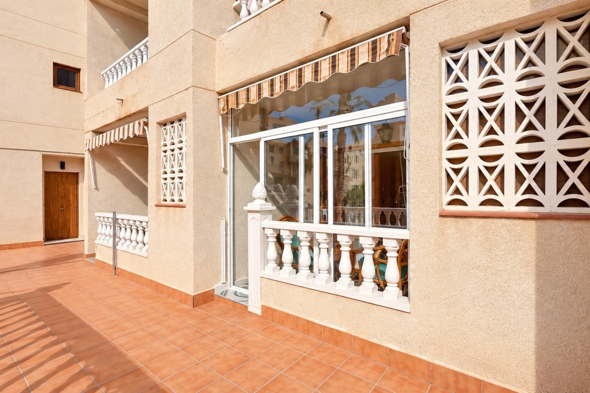 Revânzare - Apartament -
Torrevieja - Playa de los Locos