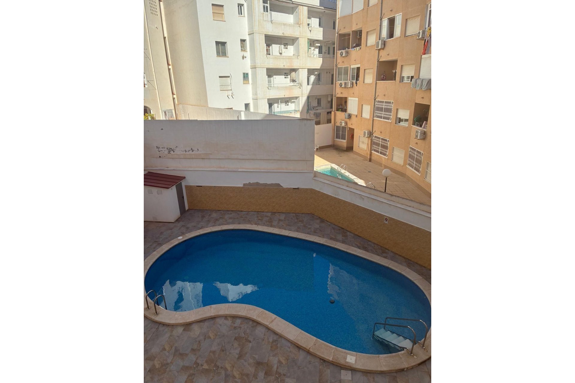 Revânzare - Apartament -
Torrevieja - Playa de los Locos