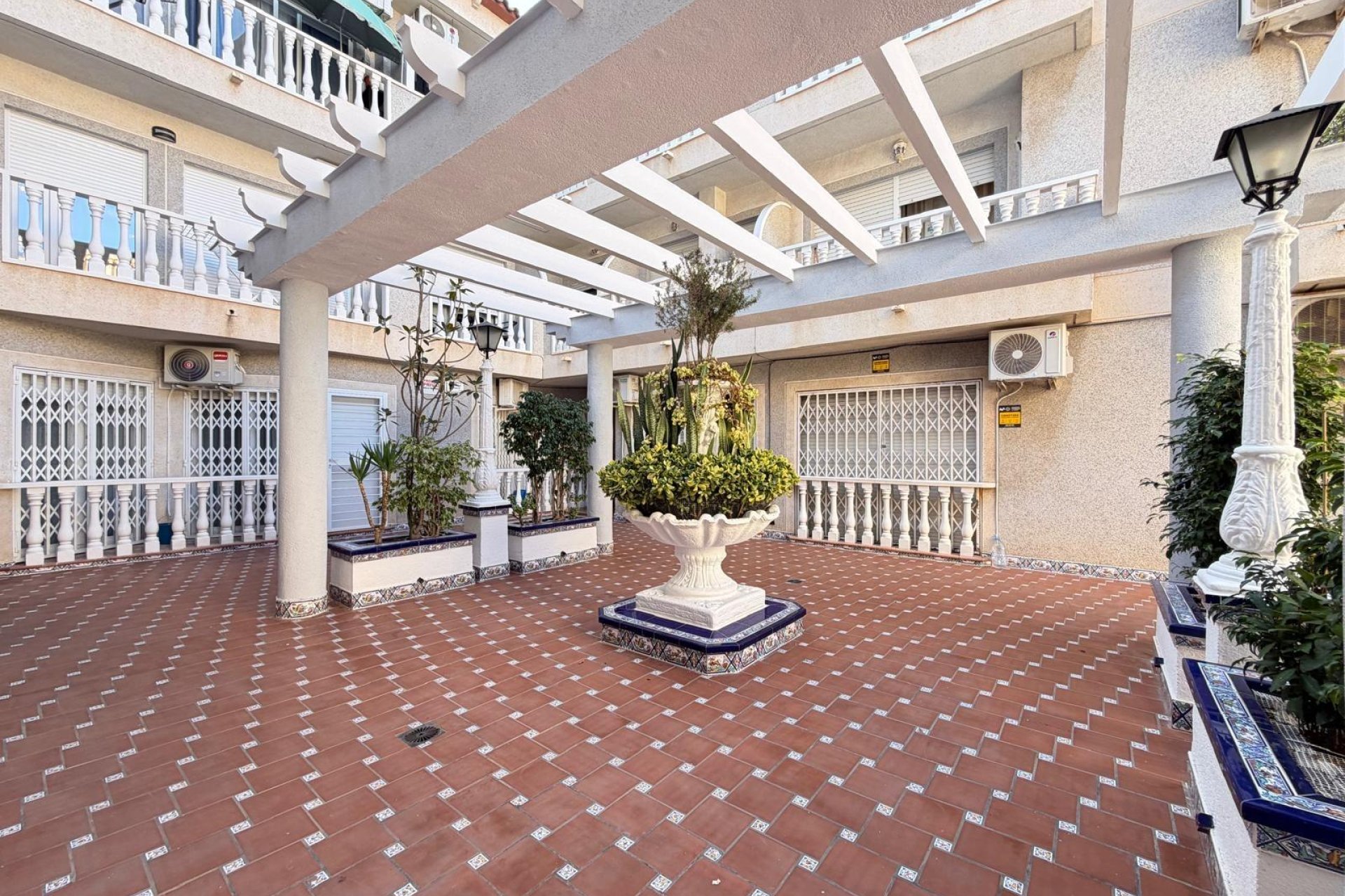 Revânzare - Apartament -
Torrevieja - Playa de los Locos