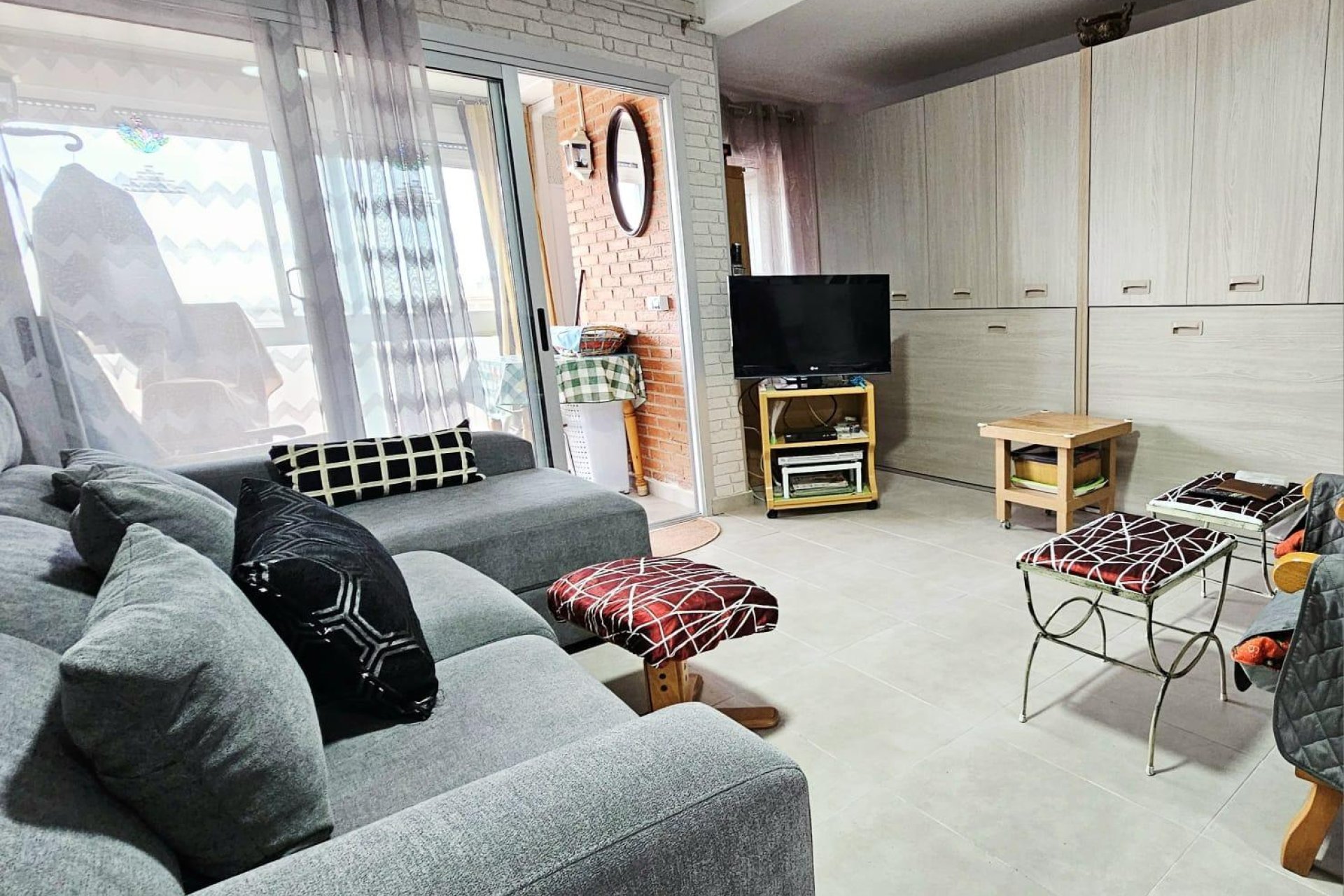 Revânzare - Apartament -
Torrevieja - Playa De Los Naufragos