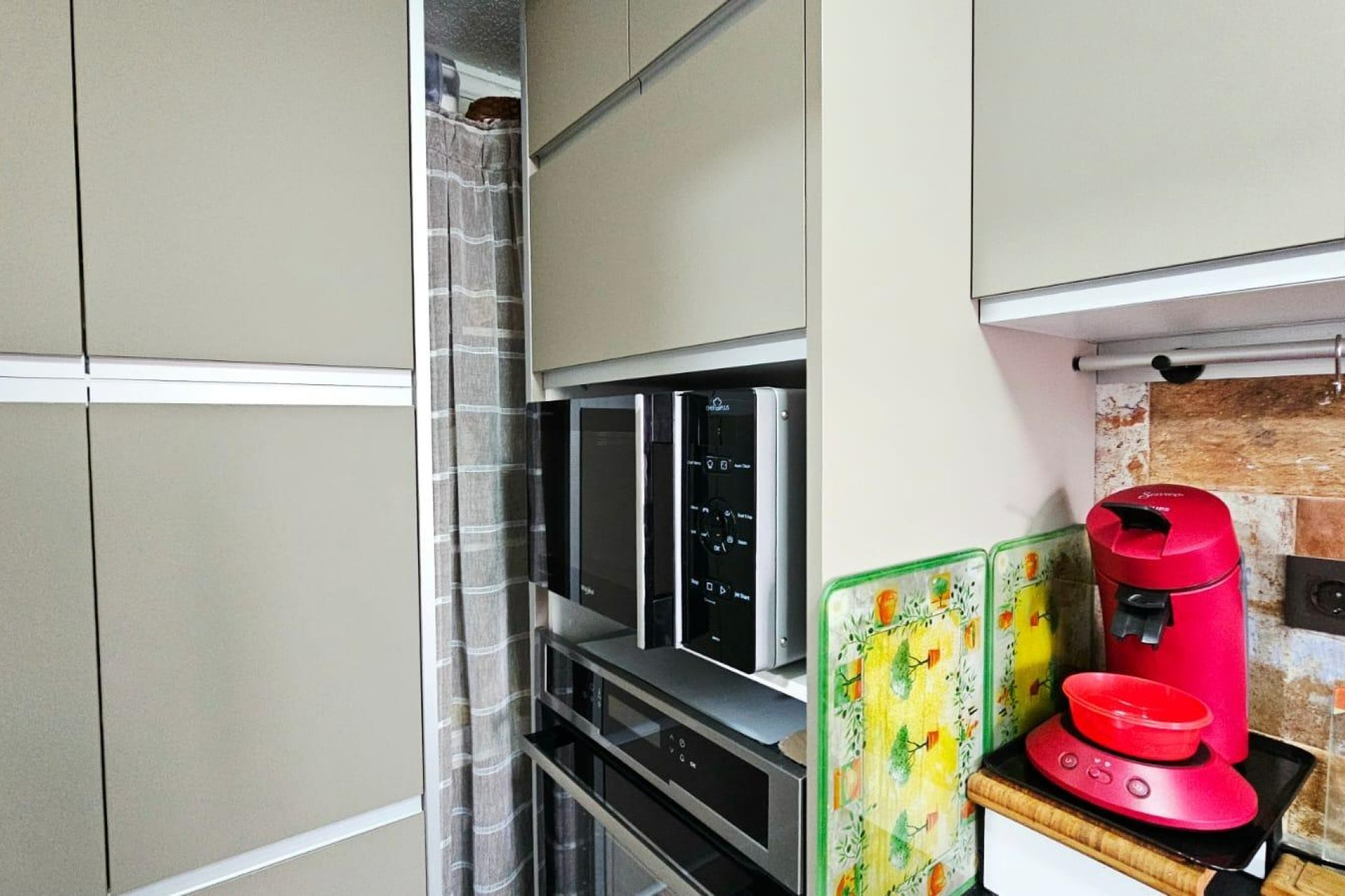 Revânzare - Apartament -
Torrevieja - Playa De Los Naufragos