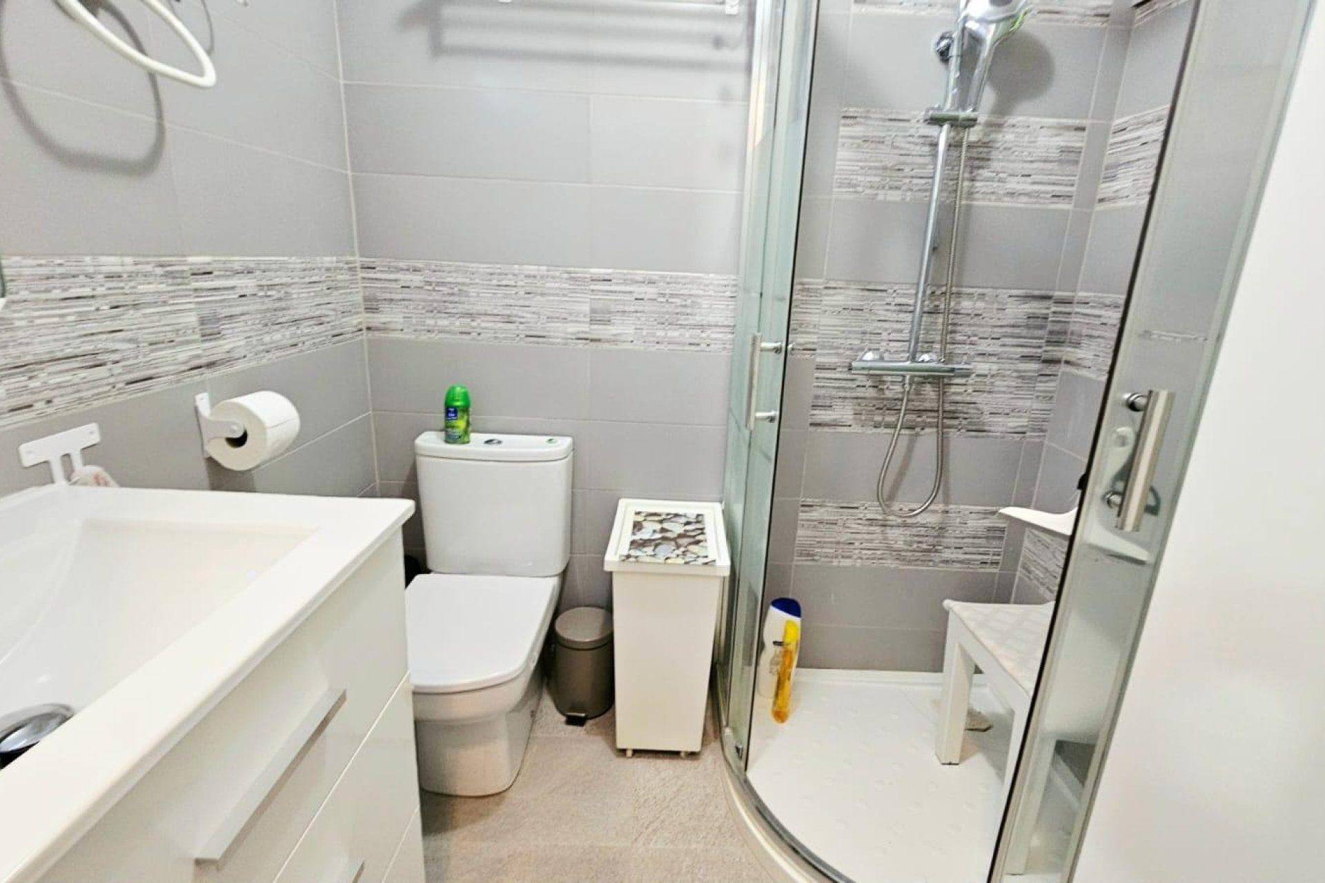 Revânzare - Apartament -
Torrevieja - Playa De Los Naufragos