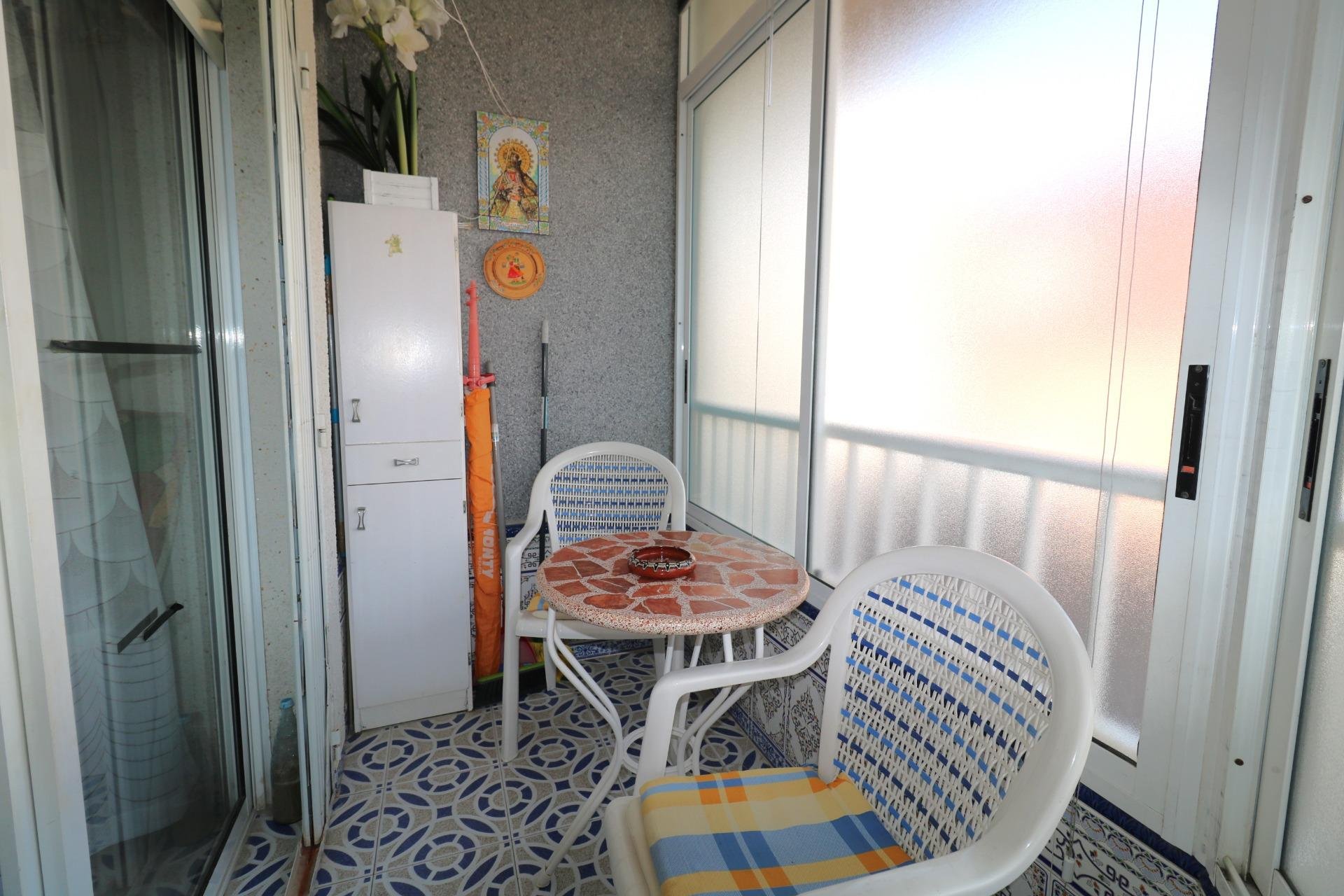 Revânzare - Apartament -
Torrevieja - Playa De Los Naufragos