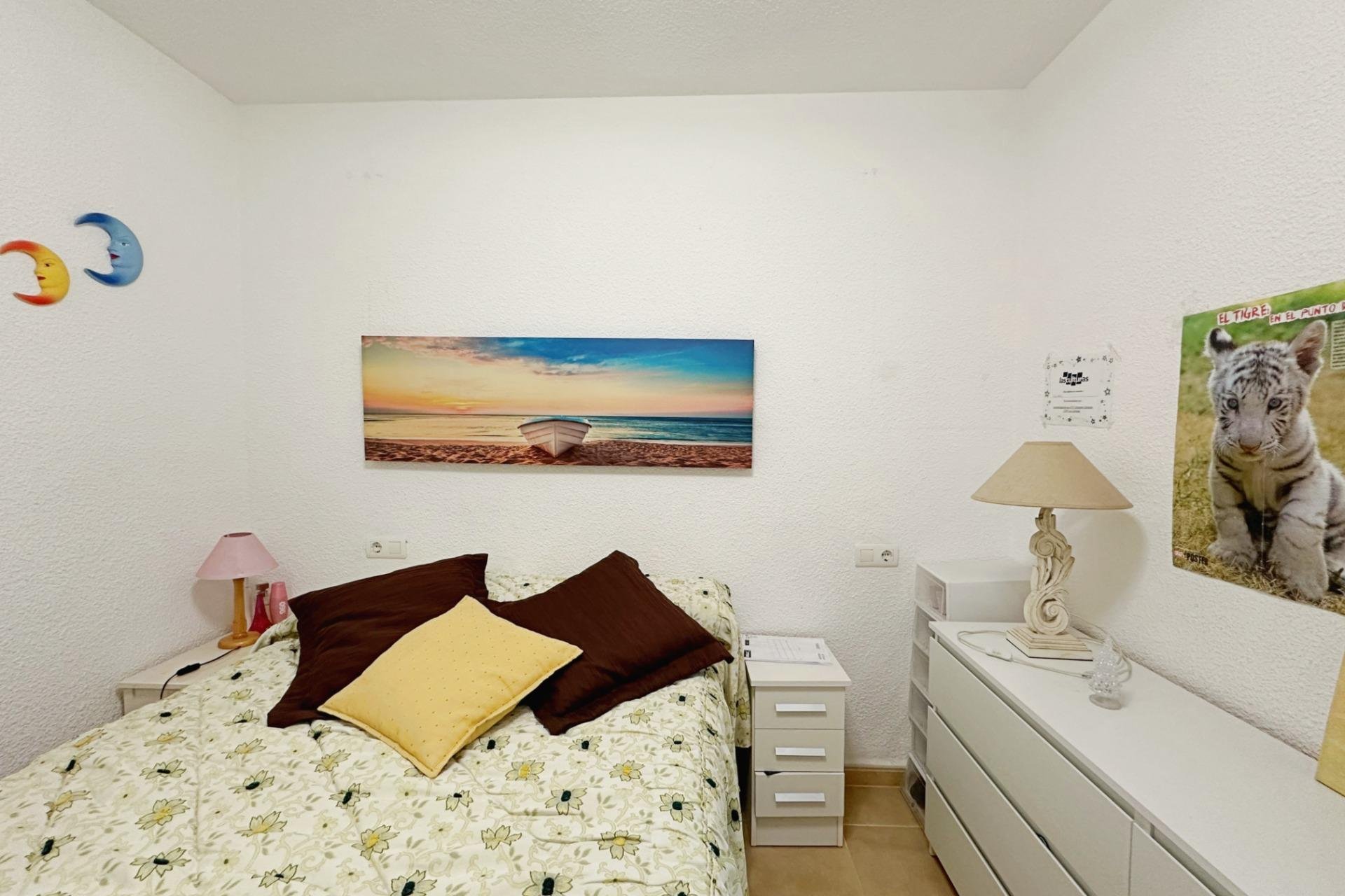 Revânzare - Apartament -
Torrevieja - Playa De Los Naufragos