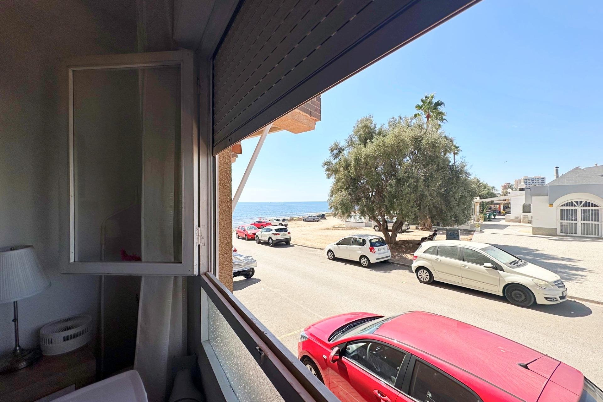 Revânzare - Apartament -
Torrevieja - Playa De Los Naufragos