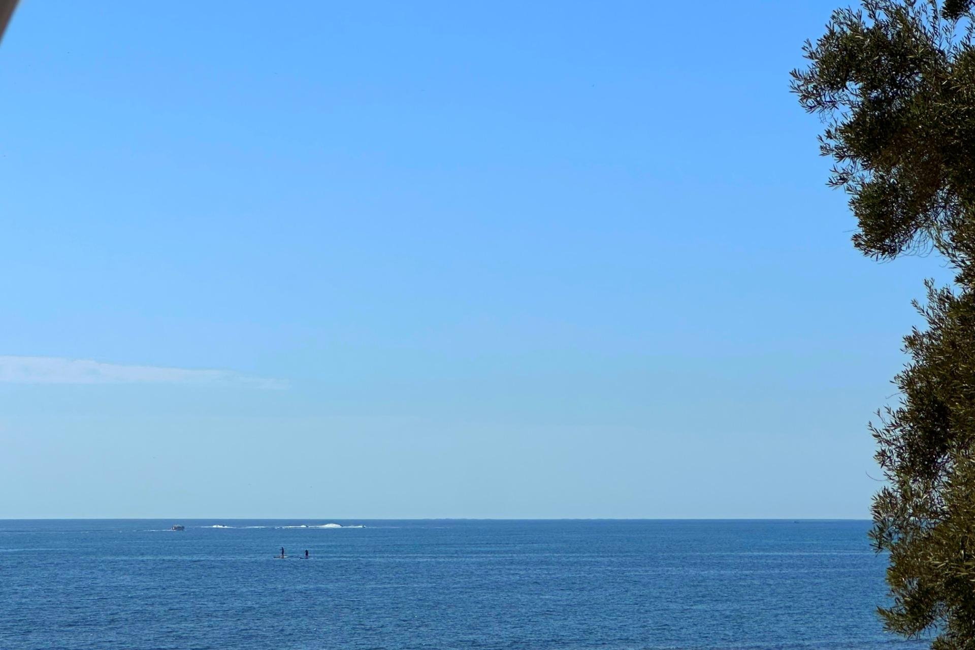 Revânzare - Apartament -
Torrevieja - Playa De Los Naufragos