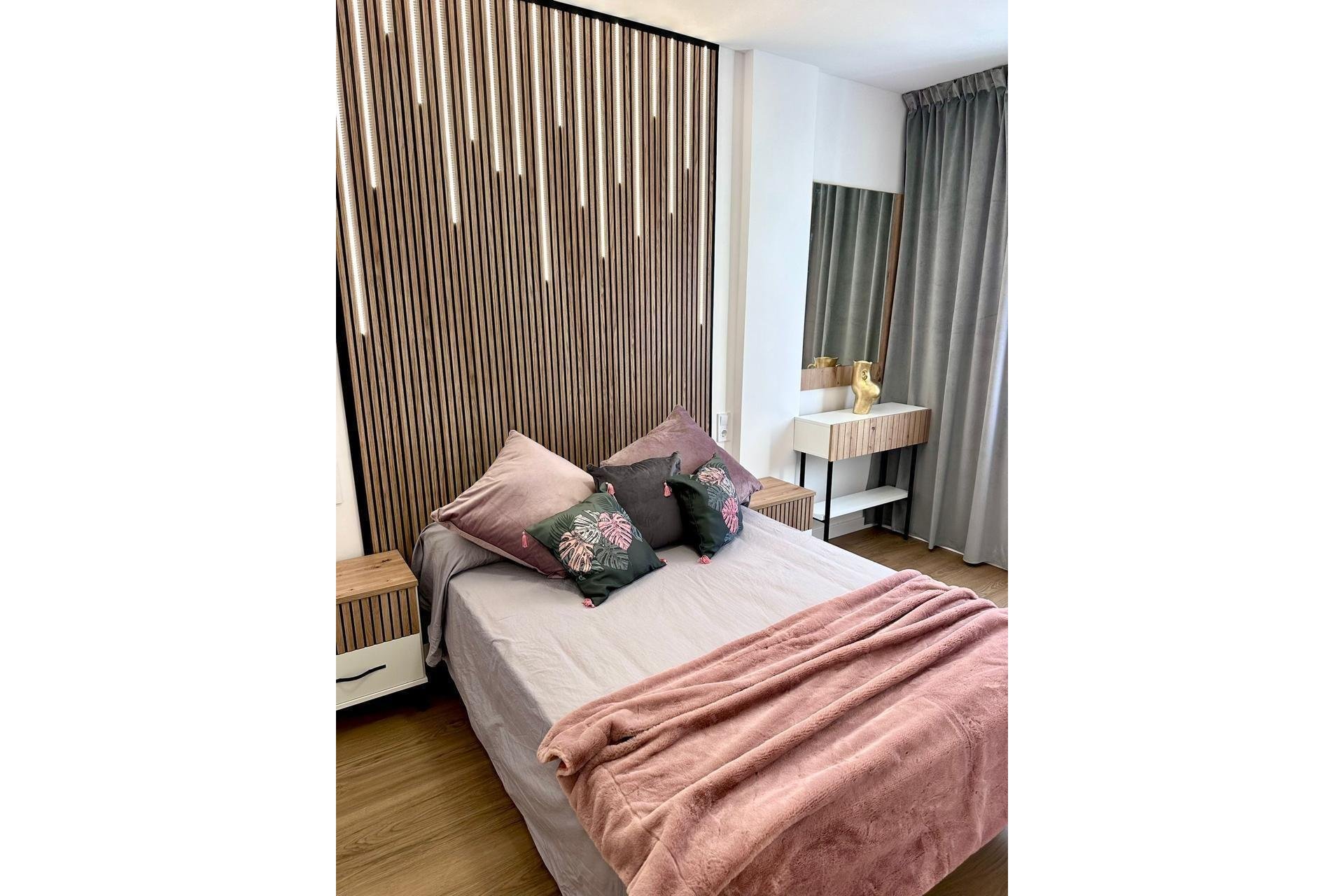 Revânzare - Apartament -
Torrevieja - Playa del Cura