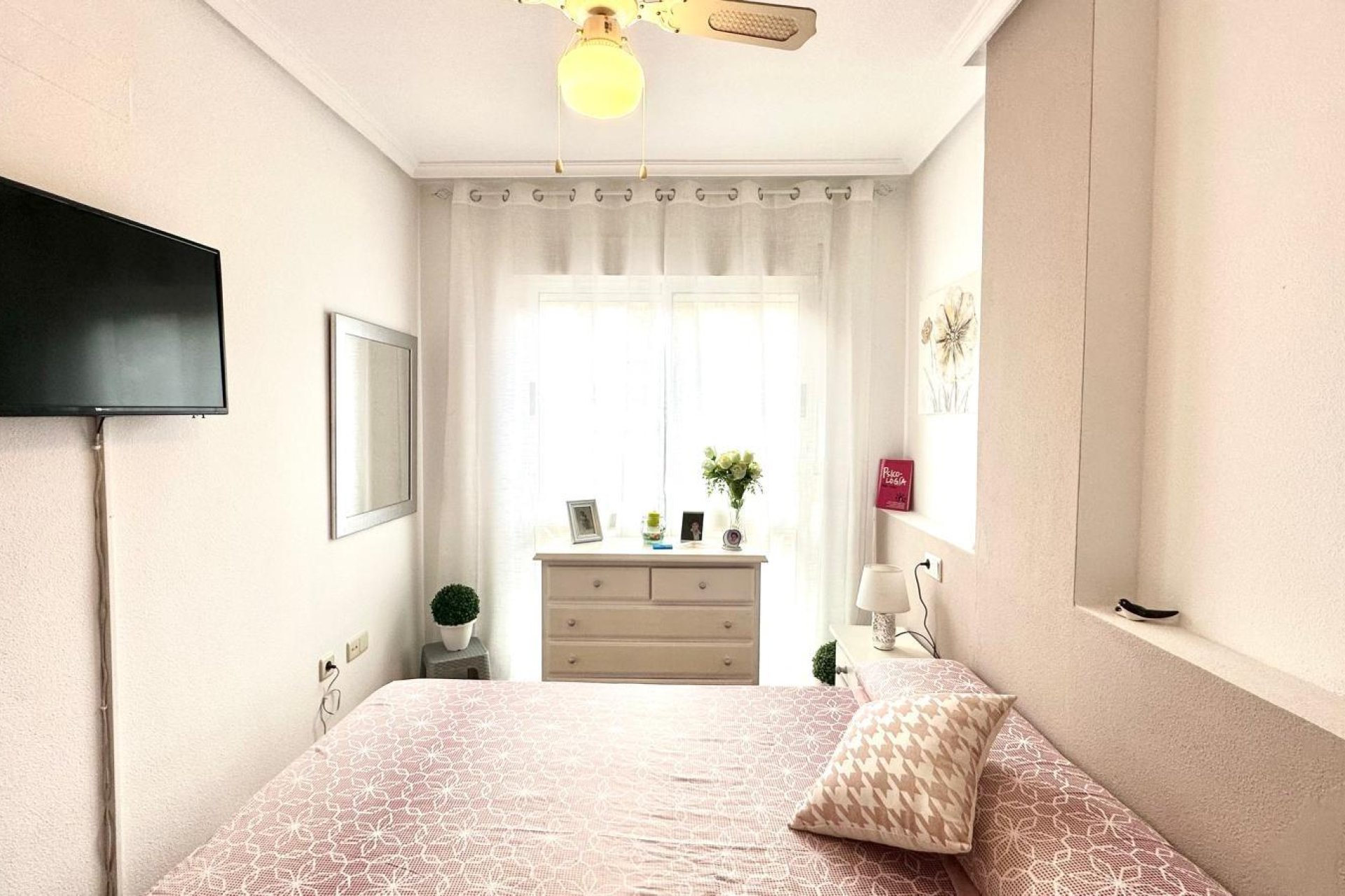 Revânzare - Apartament -
Torrevieja - Playa del Cura