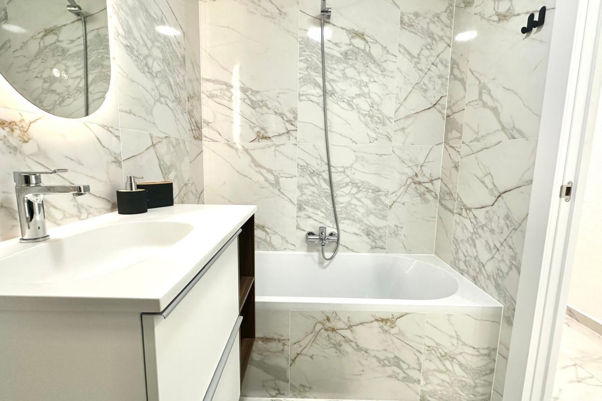 Revânzare - Apartament -
Torrevieja - Playa del Cura